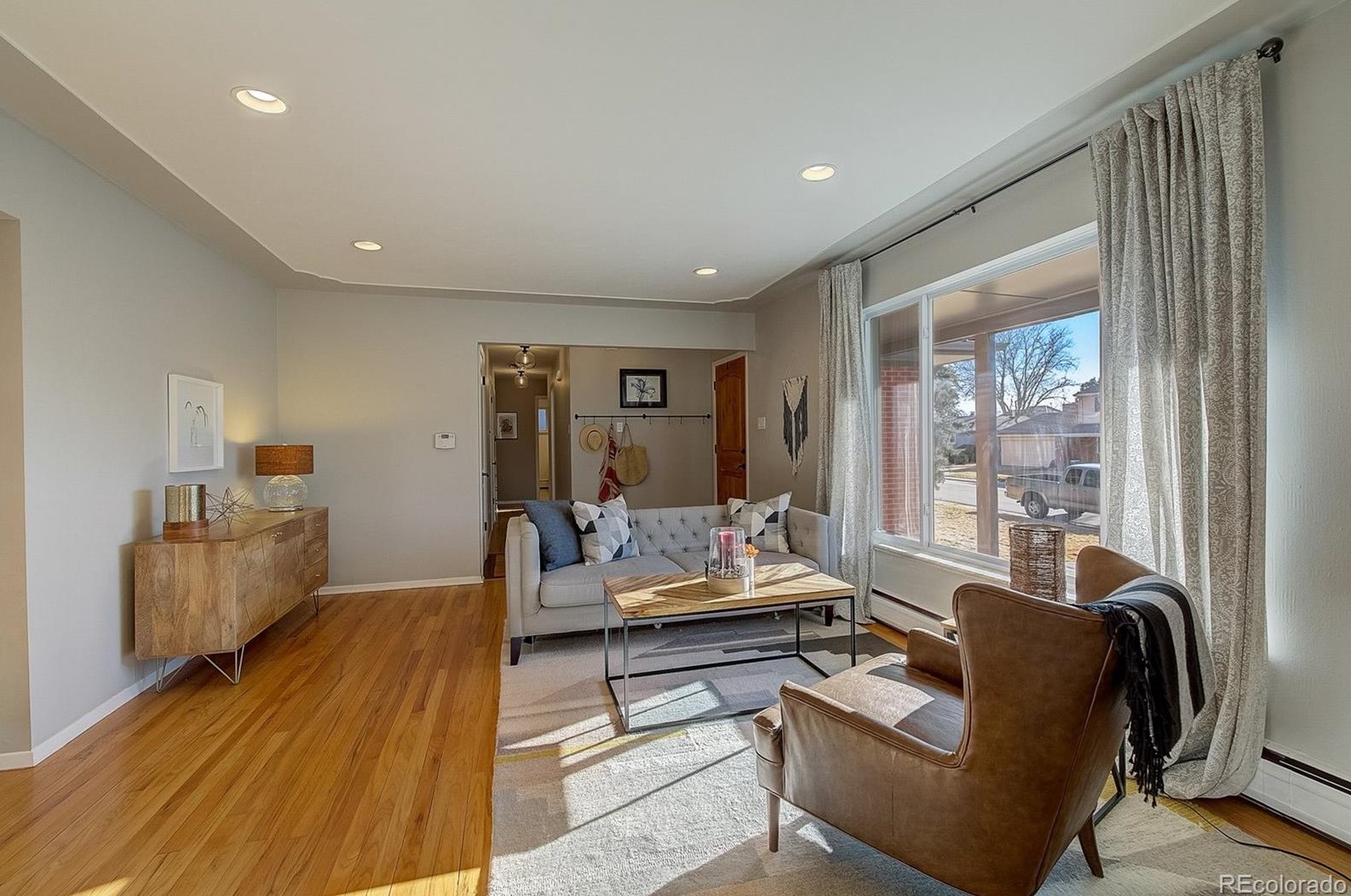 5900 Race St, Littleton CO 80121-2652 exterior