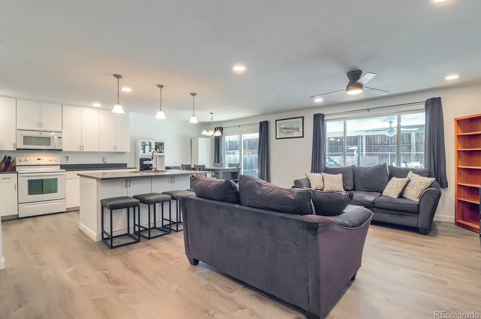 6313 Johnson St, Littleton, CO 80123-3138