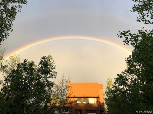 68 Athena Rd, Arvada CO  80422-4019 exterior