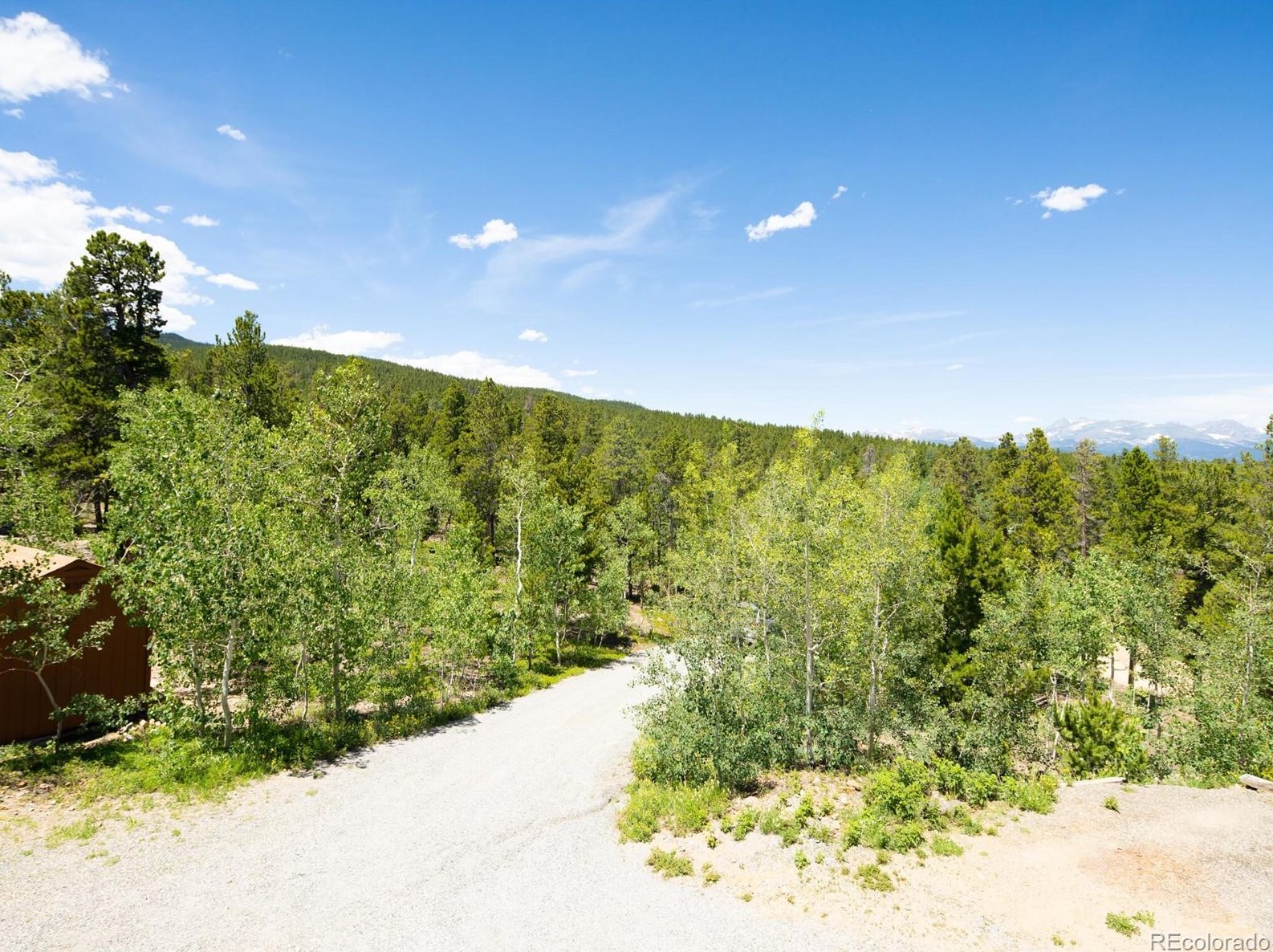 68 Athena Rd, Arvada CO  80422-4019 exterior