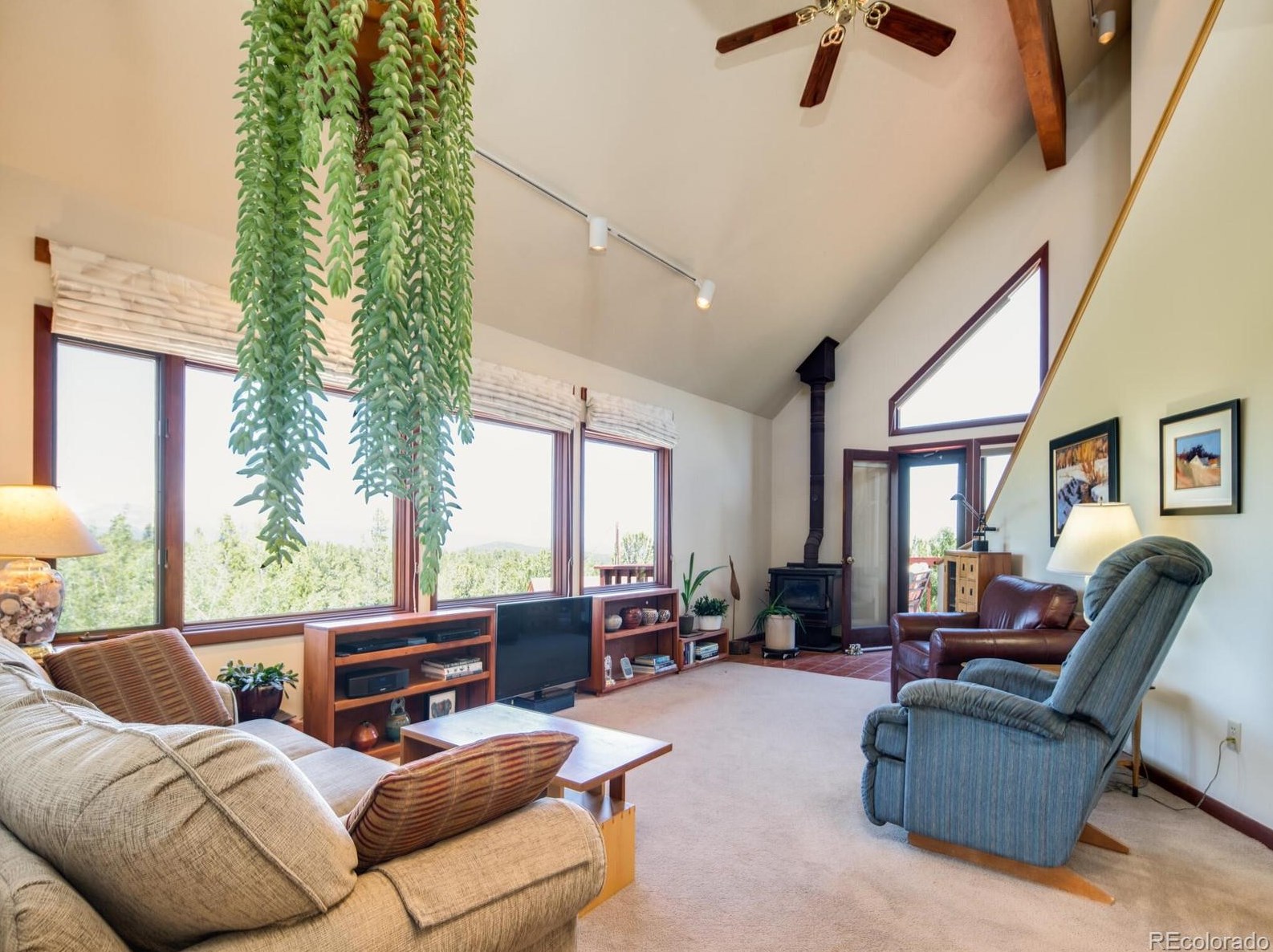 68 Athena Rd, Arvada CO  80422-4019 exterior