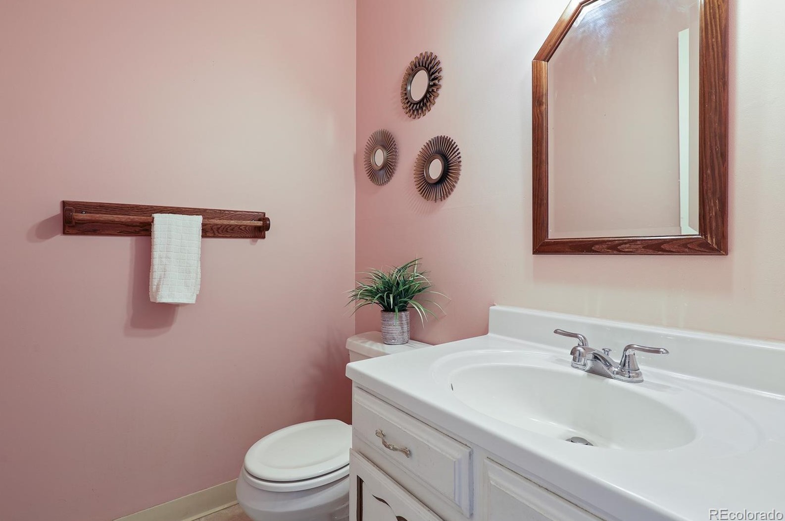 6934 83rd Ave, Arvada CO  80003-1640 exterior