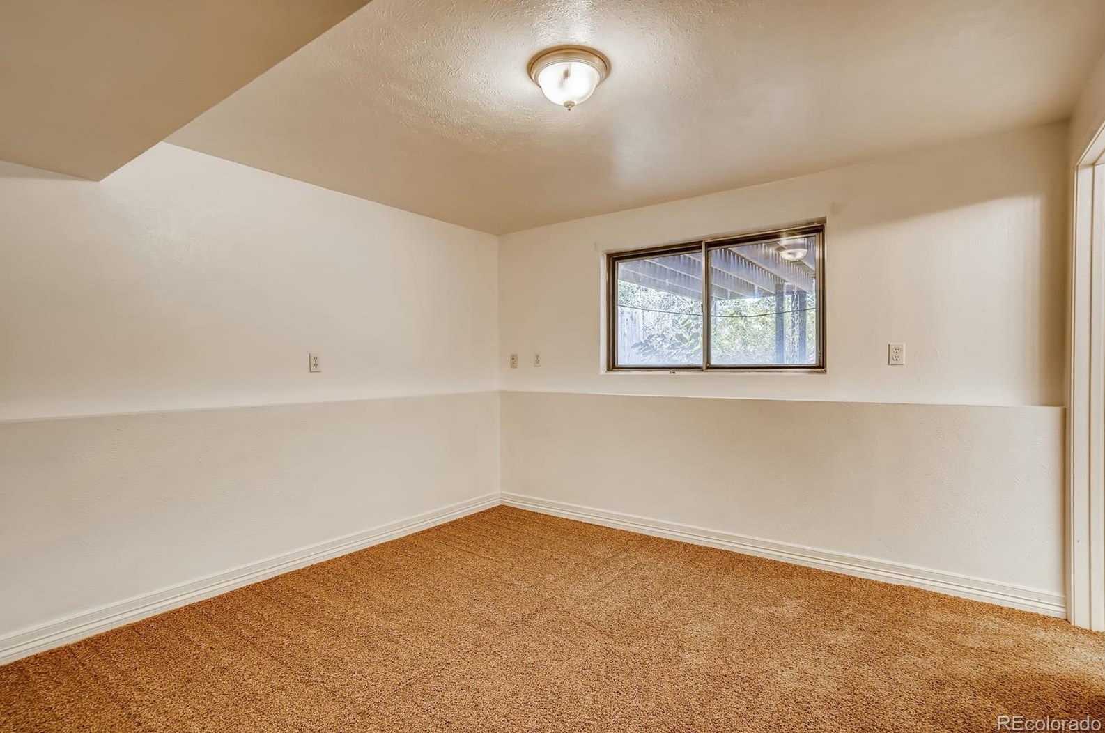 7161 Van Gordon St, Arvada CO  80004-1266 exterior