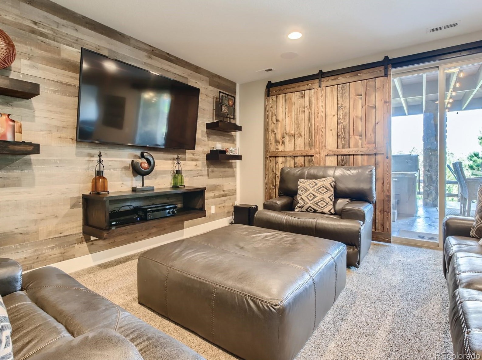 1659 Avenida Del Sol, Castle Rock CO 80104-7672 exterior