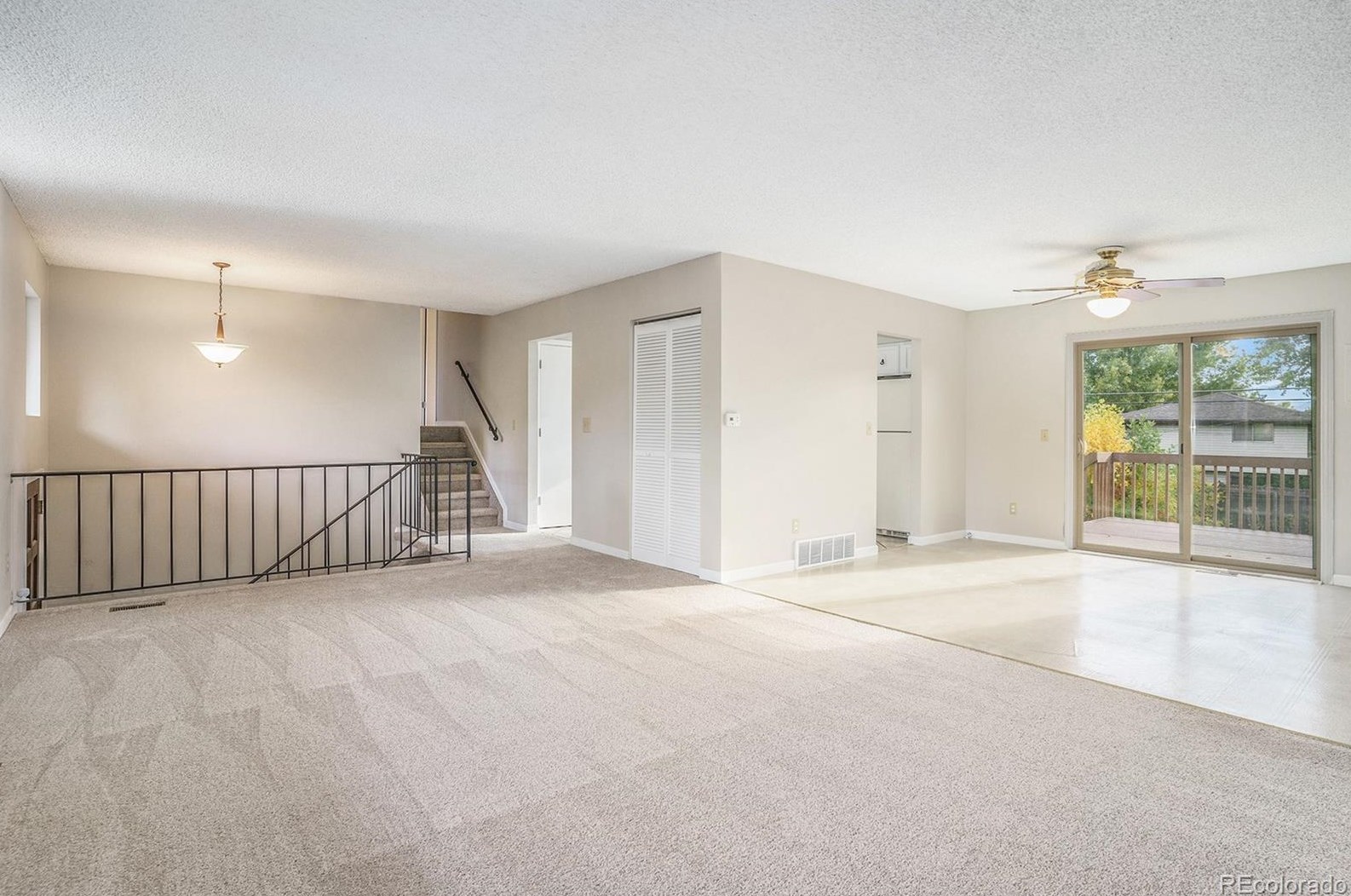 1303 Acacia Dr, Colorado Springs CO 80907-4800 exterior