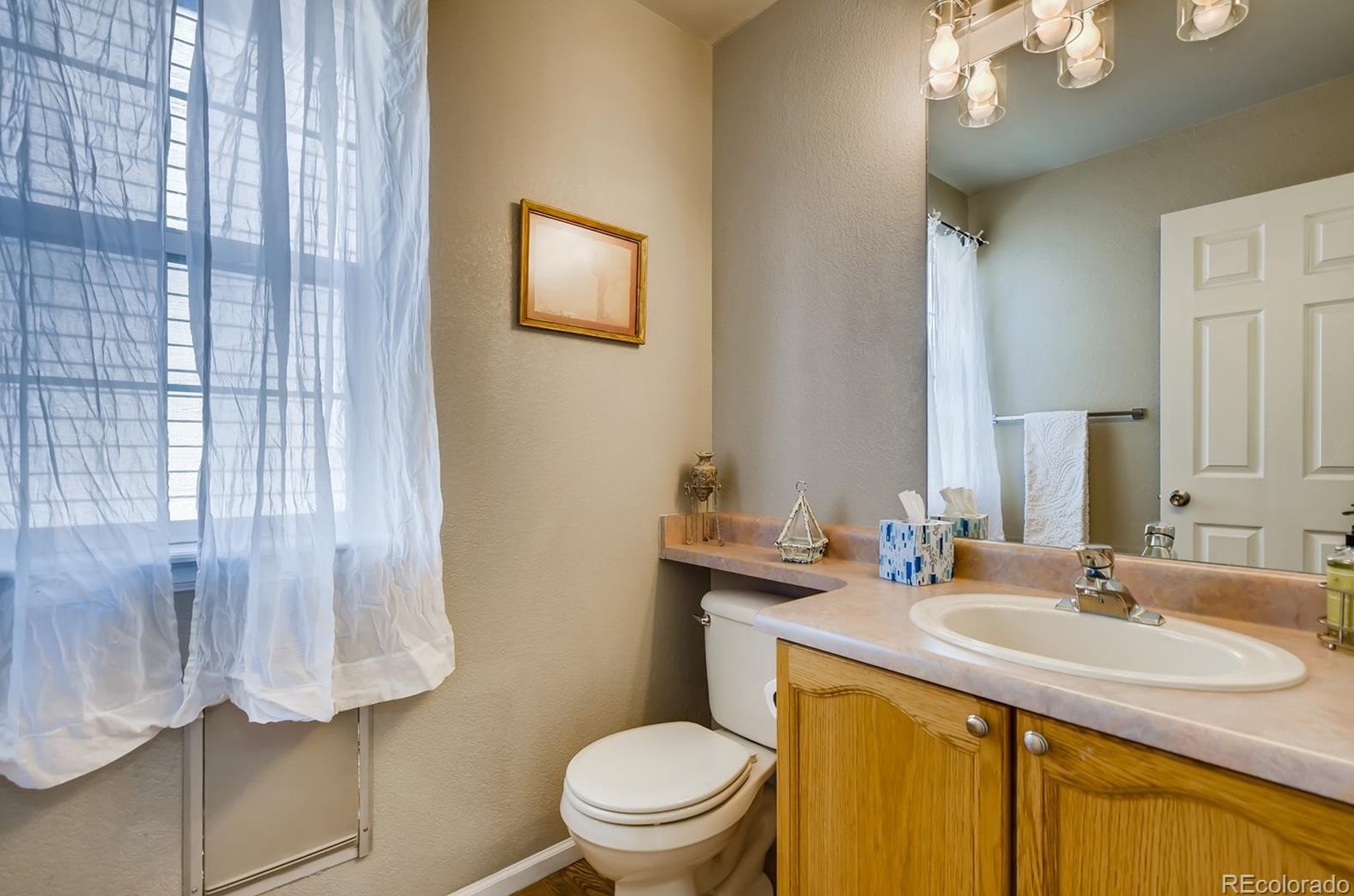 6039 Prentice Ave, Littleton CO 80120-1232 exterior