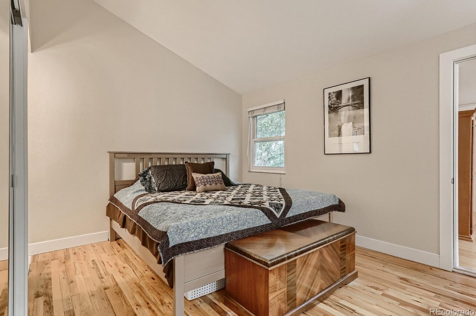 1245 Hinsdale Dr, Littleton CO 80120-4160 exterior