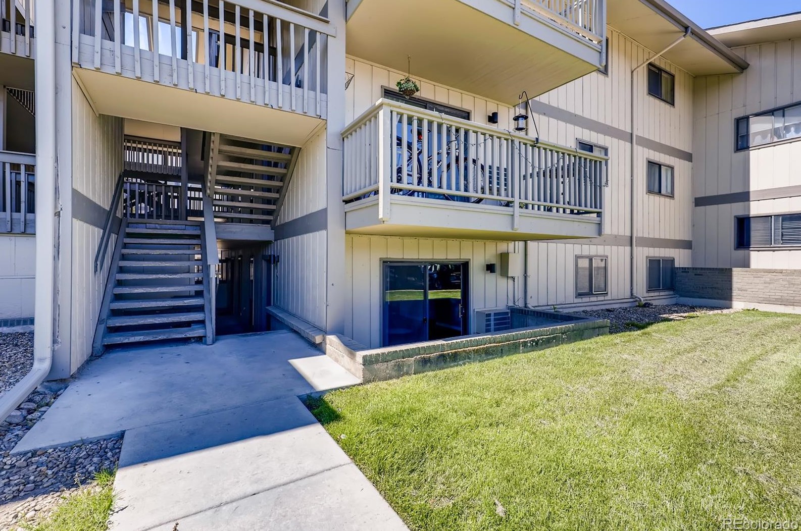 625 Manhattan Pl #107, Boulder, CO 80303