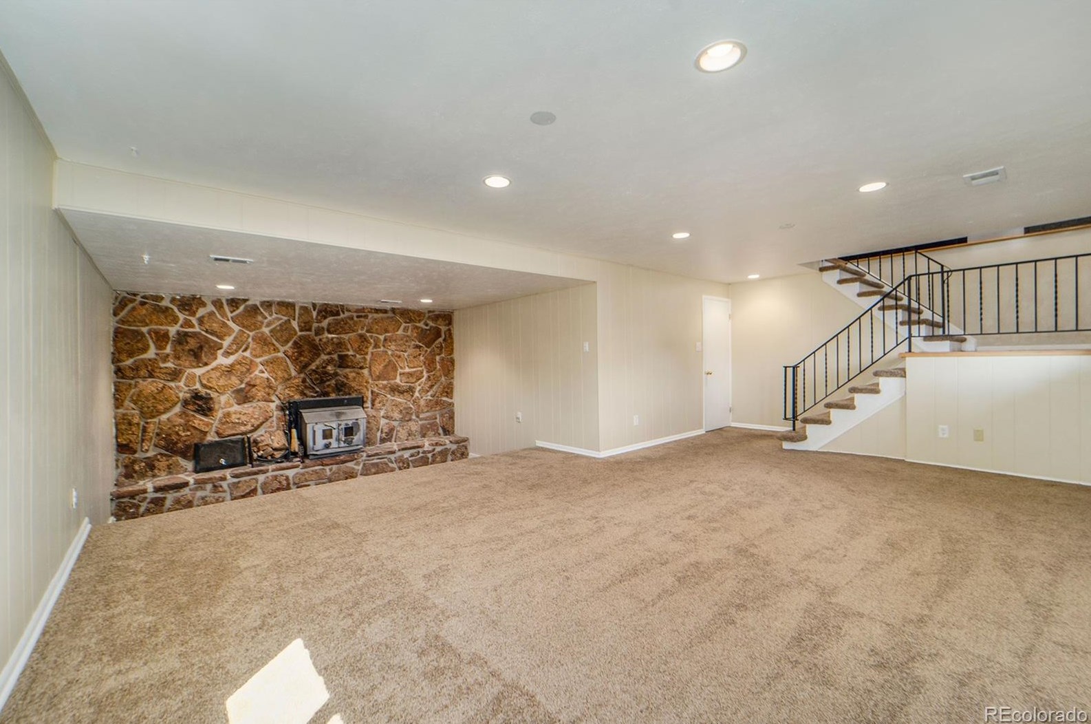 5809 Pierson St, Arvada CO  80005-3450 exterior