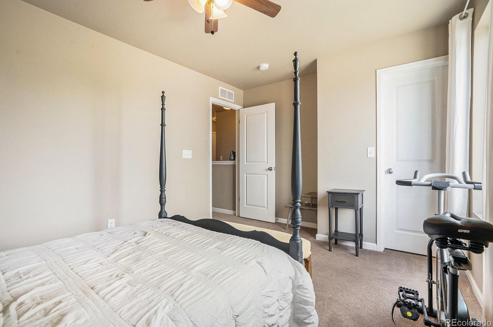 1130 Gln Creighton Dr, Erie CO 80514-9556 exterior