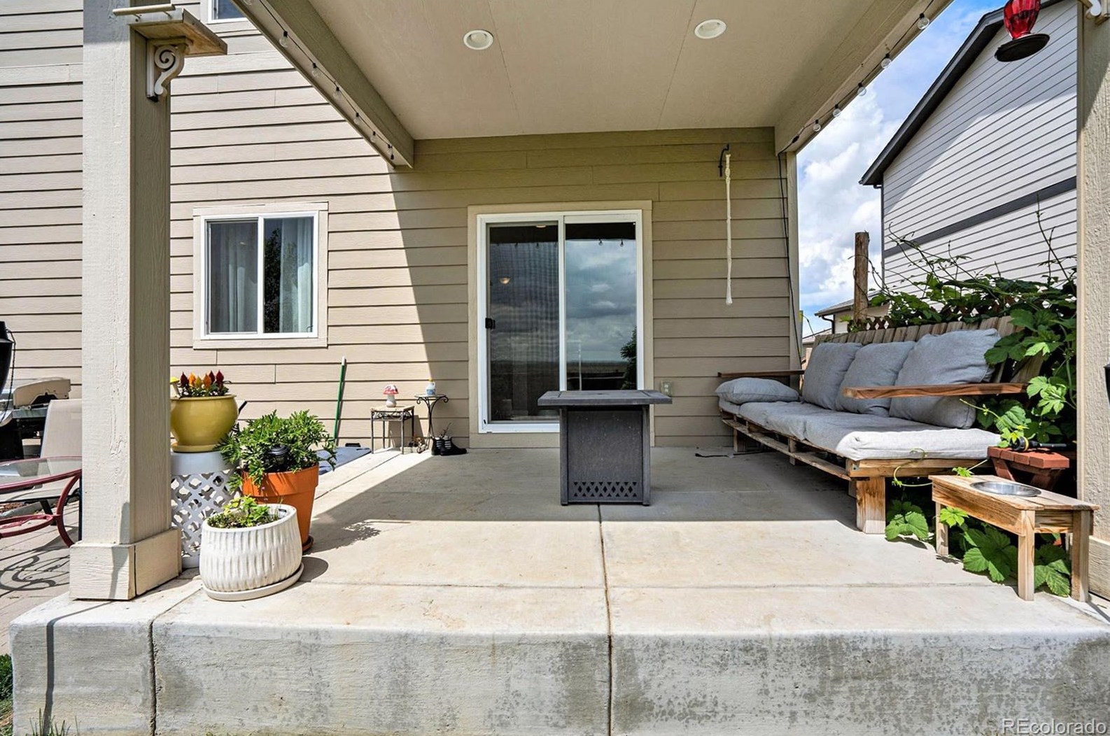 1130 Gln Creighton Dr, Erie CO 80514-9556 exterior