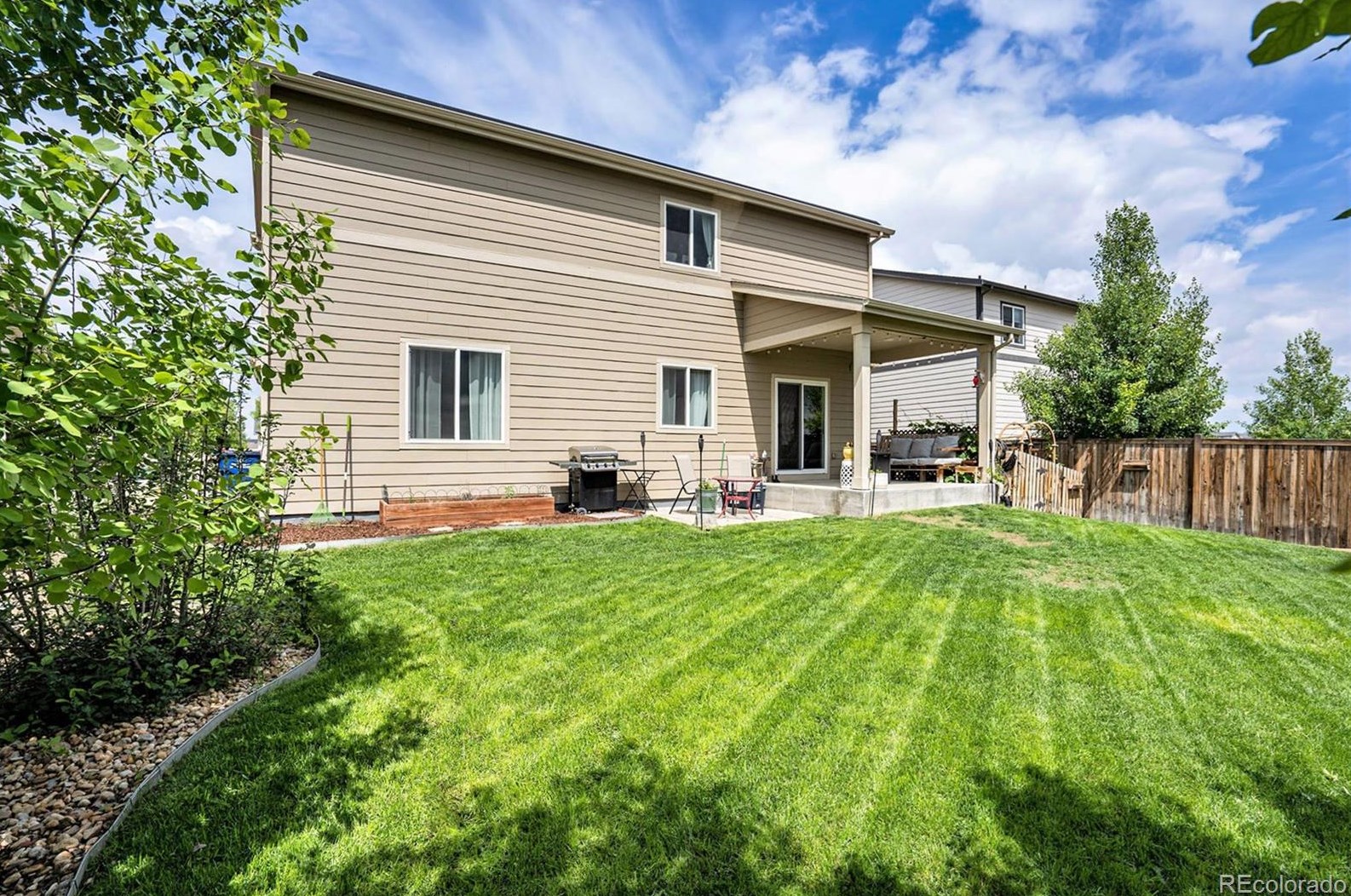 1130 Gln Creighton Dr, Erie CO 80514-9556 exterior