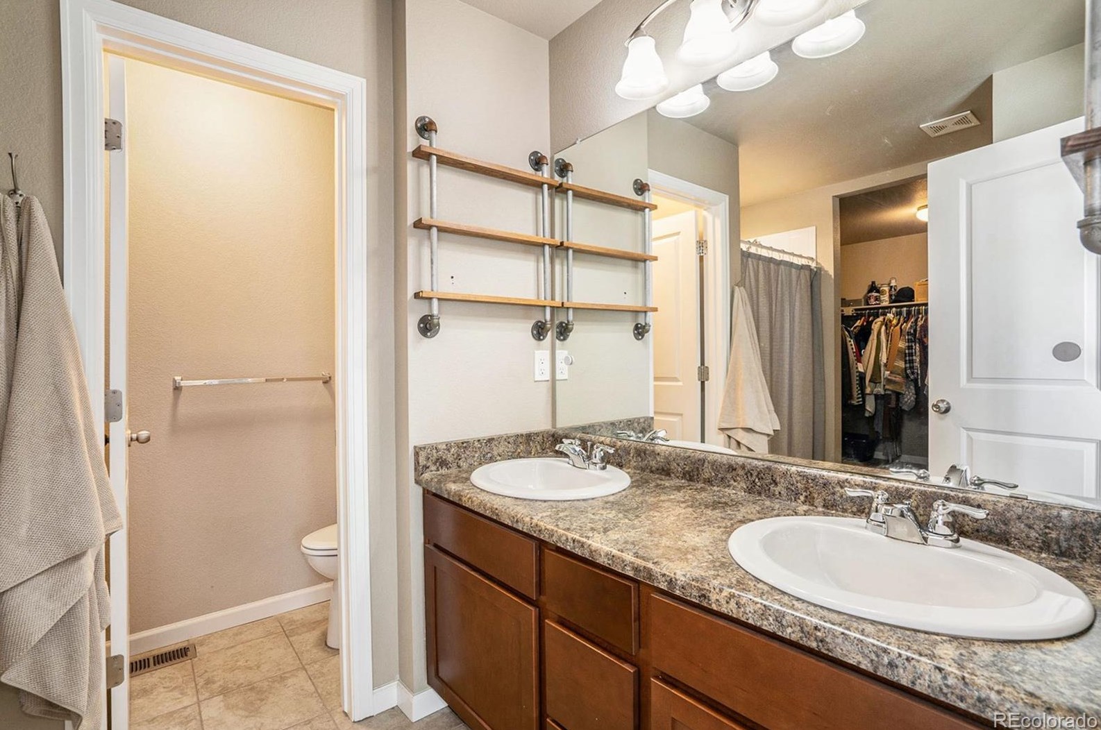 1130 Gln Creighton Dr, Erie CO 80514-9556 exterior