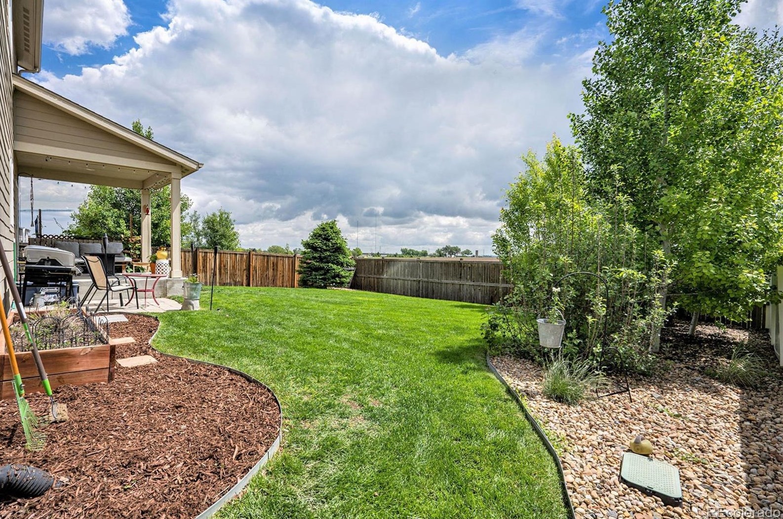 1130 Gln Creighton Dr, Erie CO 80514-9556 exterior