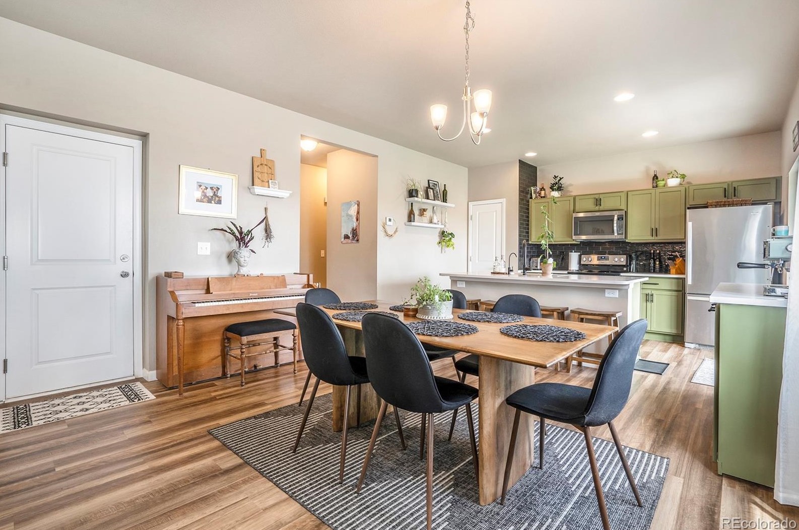 1130 Gln Creighton Dr, Erie CO 80514-9556 exterior