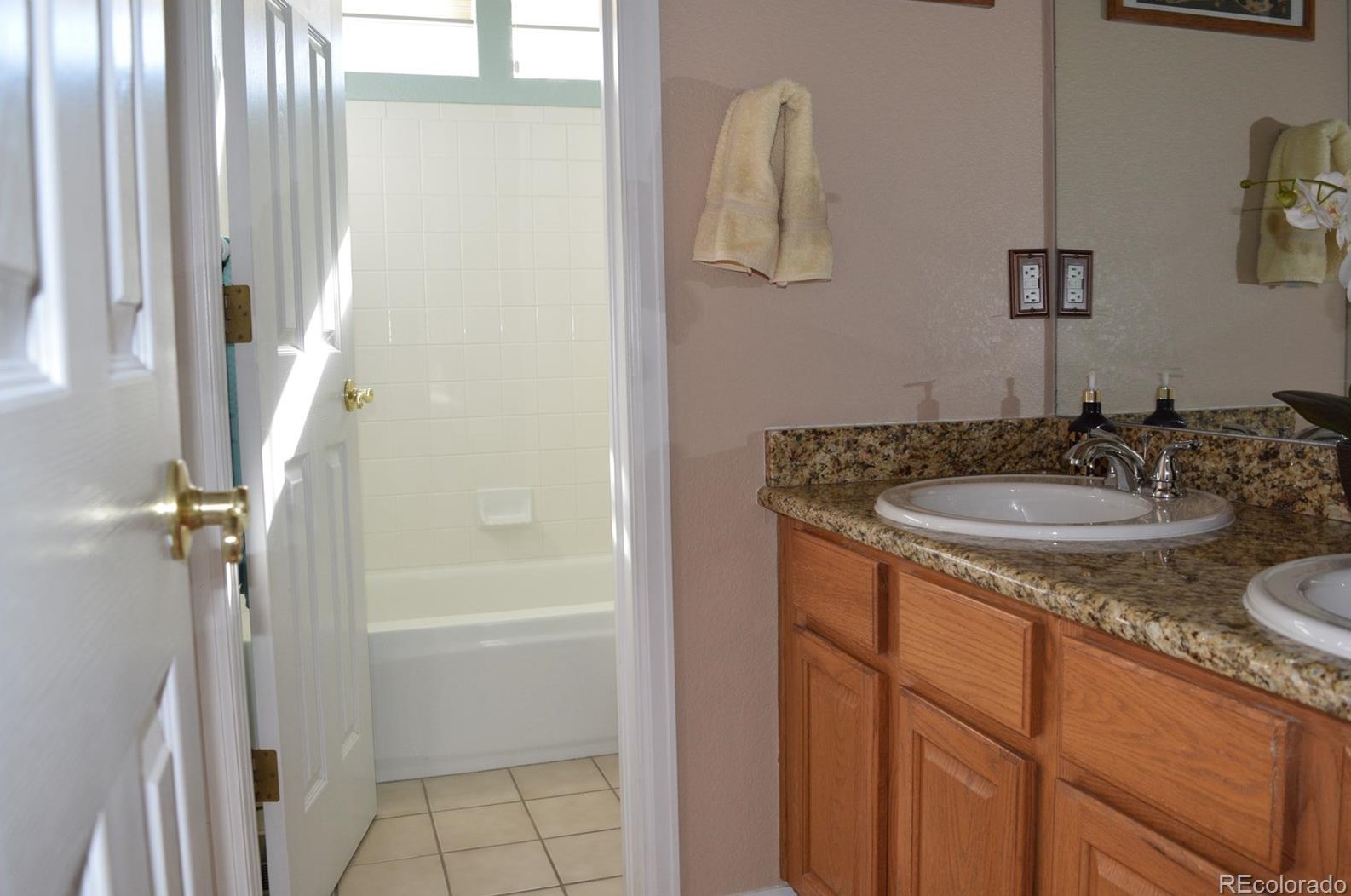 10763 Cooper Ln, Littleton CO 80127-2983 exterior