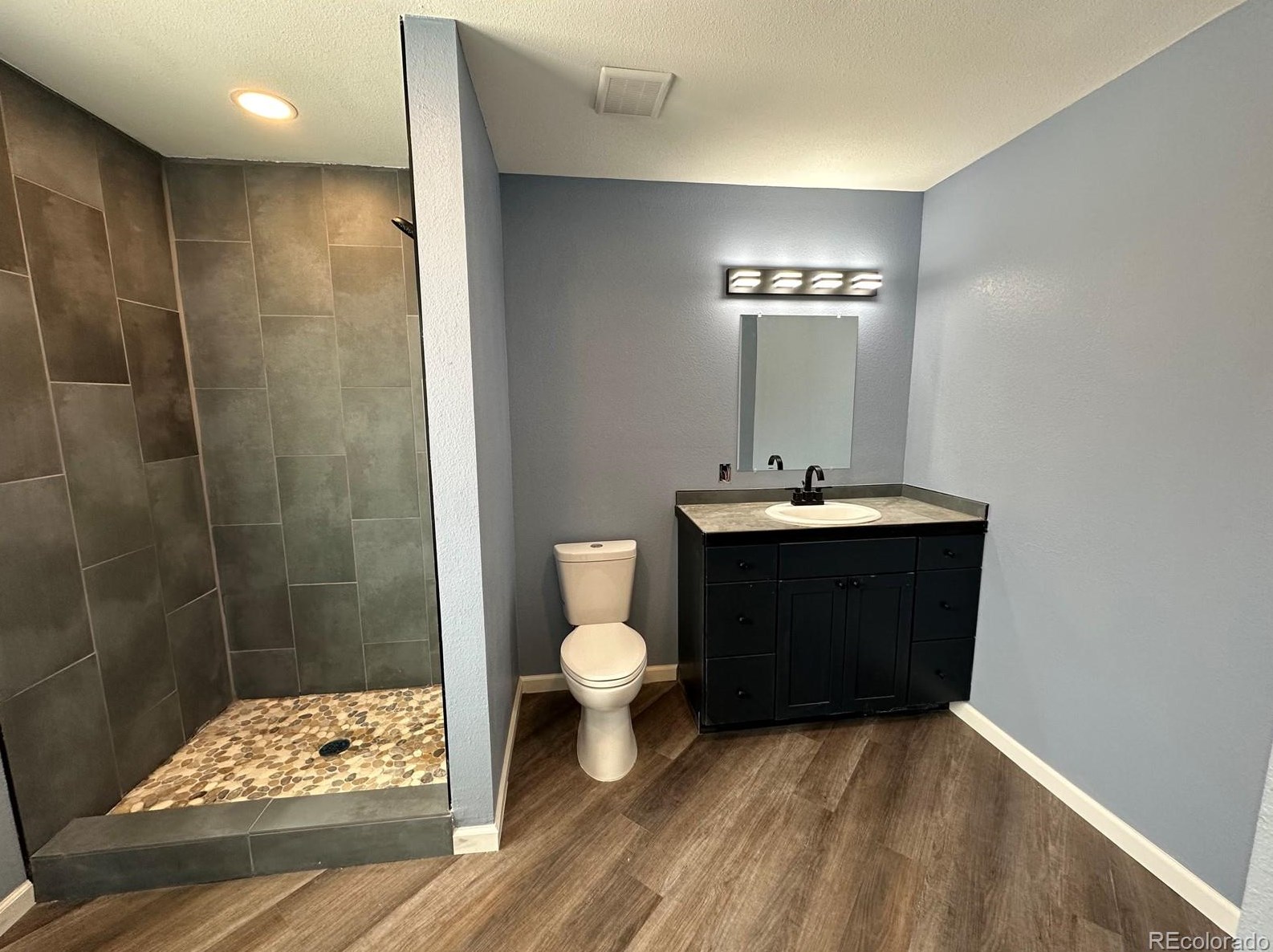 7722 Ottawa Pl, Littleton CO  80128-4463 exterior