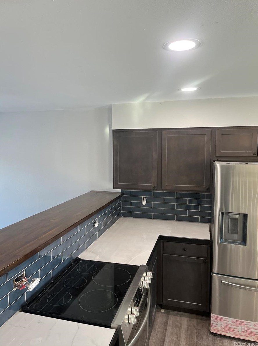 7722 Ottawa Pl, Littleton CO  80128-4463 exterior