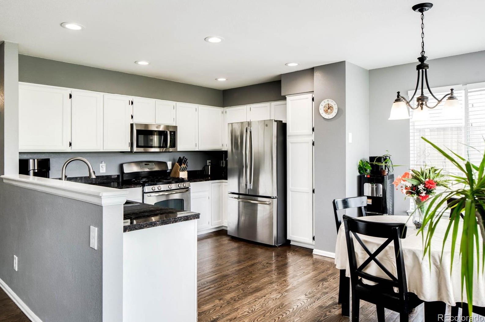 763 Wedgewood Ct, Littleton CO exterior