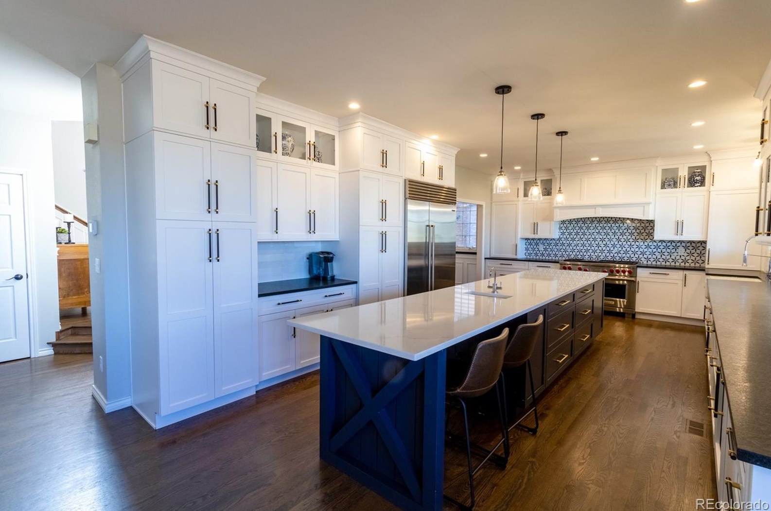 15421 73rd Pl, Arvada, CO 80007-7129