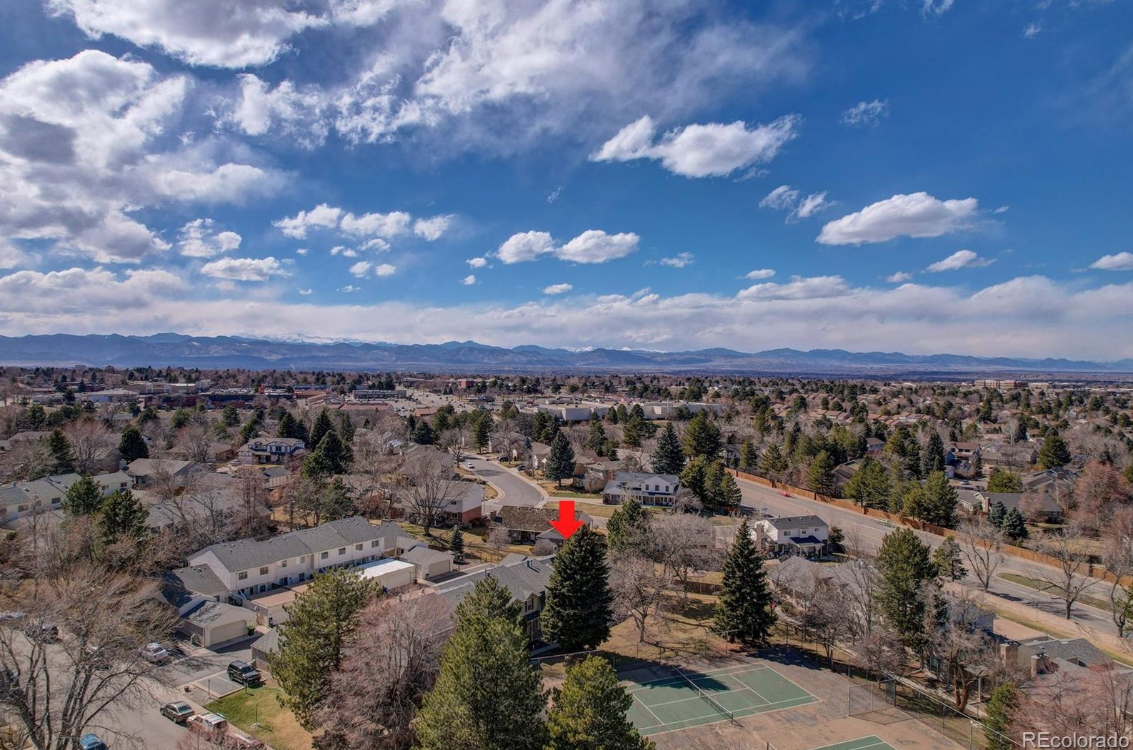 7521 Cove Cir, Littleton CO 80122-3360 exterior