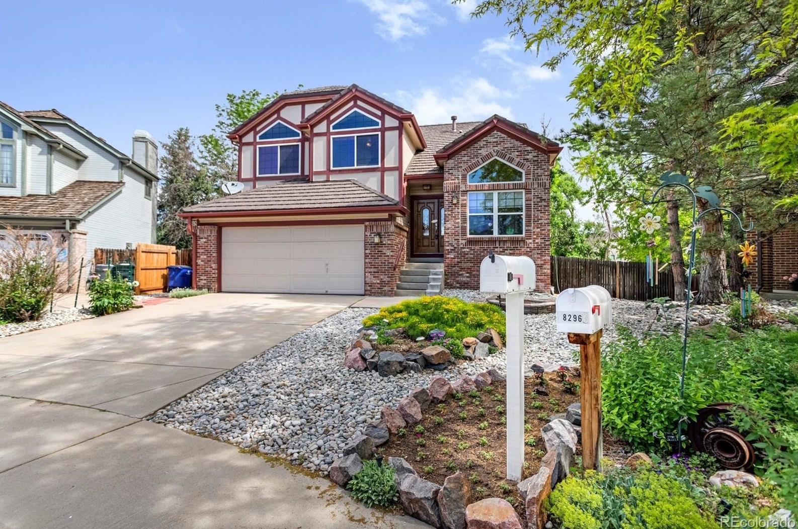8284 Reed St, Littleton, CO 80128-5672