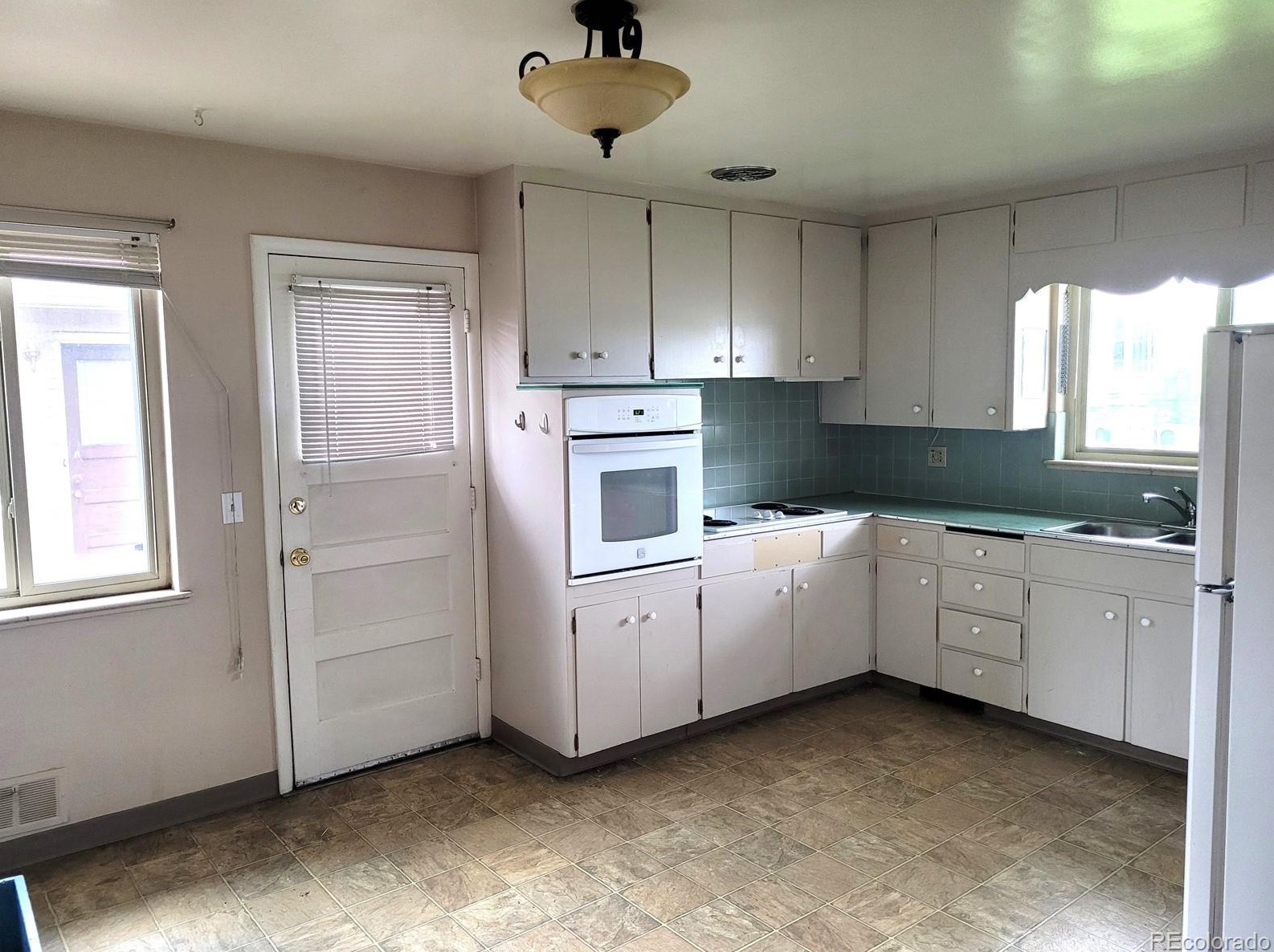 3070 Wadsworth Blvd, Denver, CO 80033