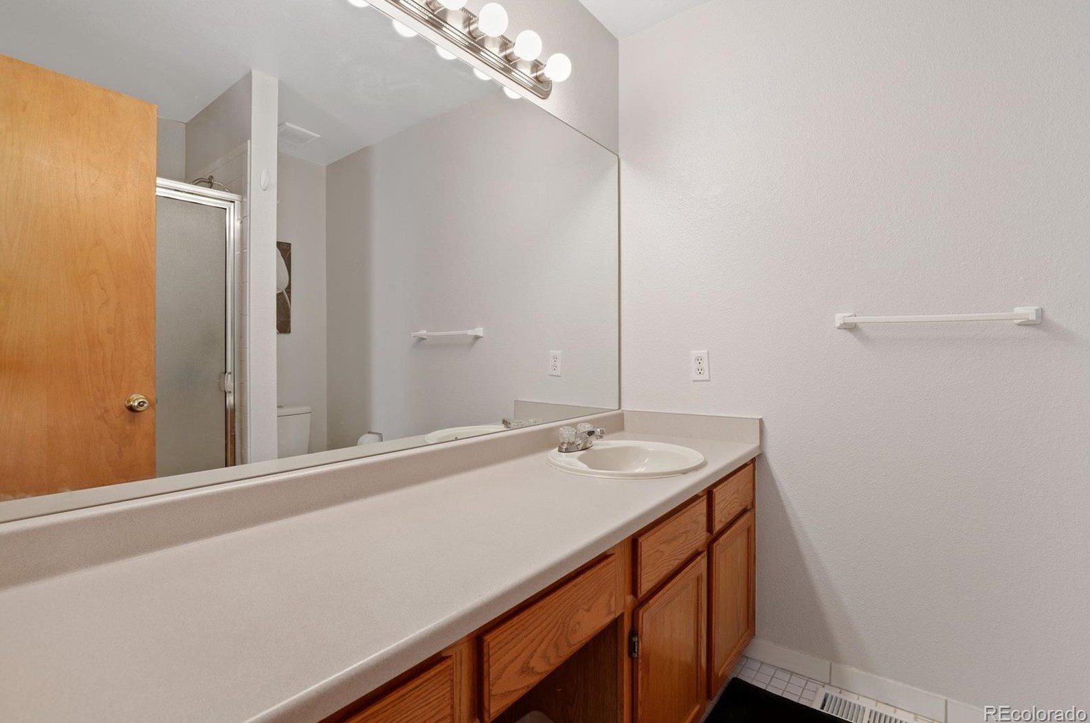 10511 Hyacinth St, Littleton CO  80129-4677 exterior