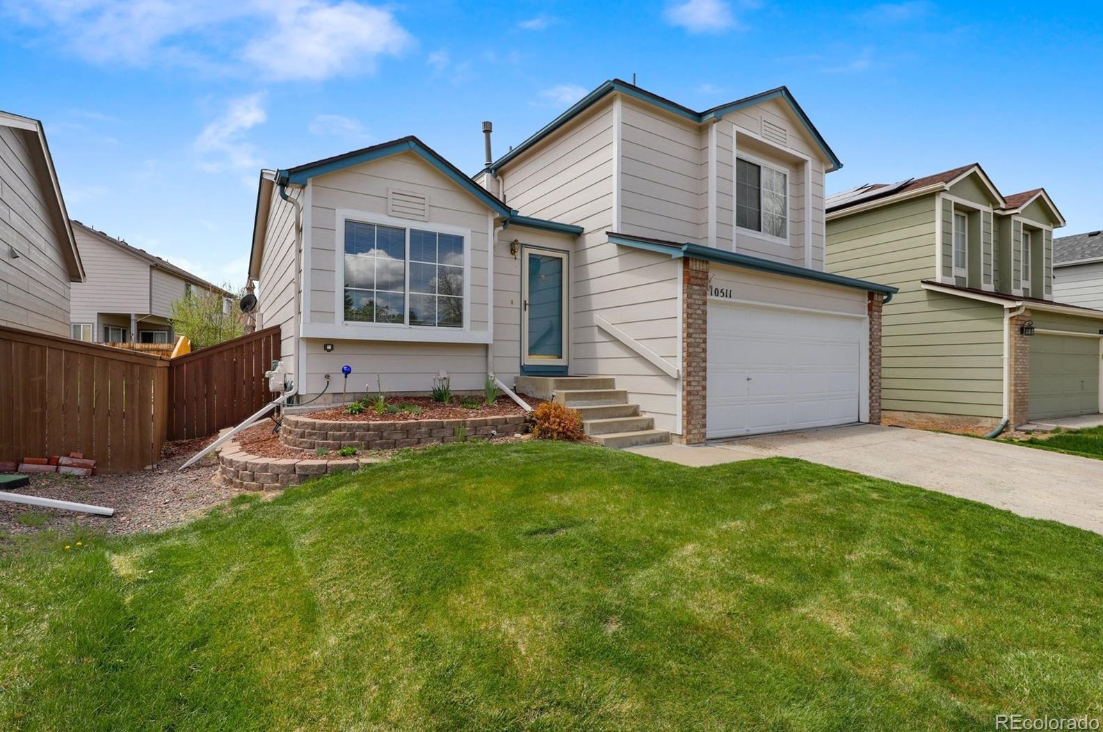 10511 Hyacinth St, Littleton CO  80129-4677 exterior