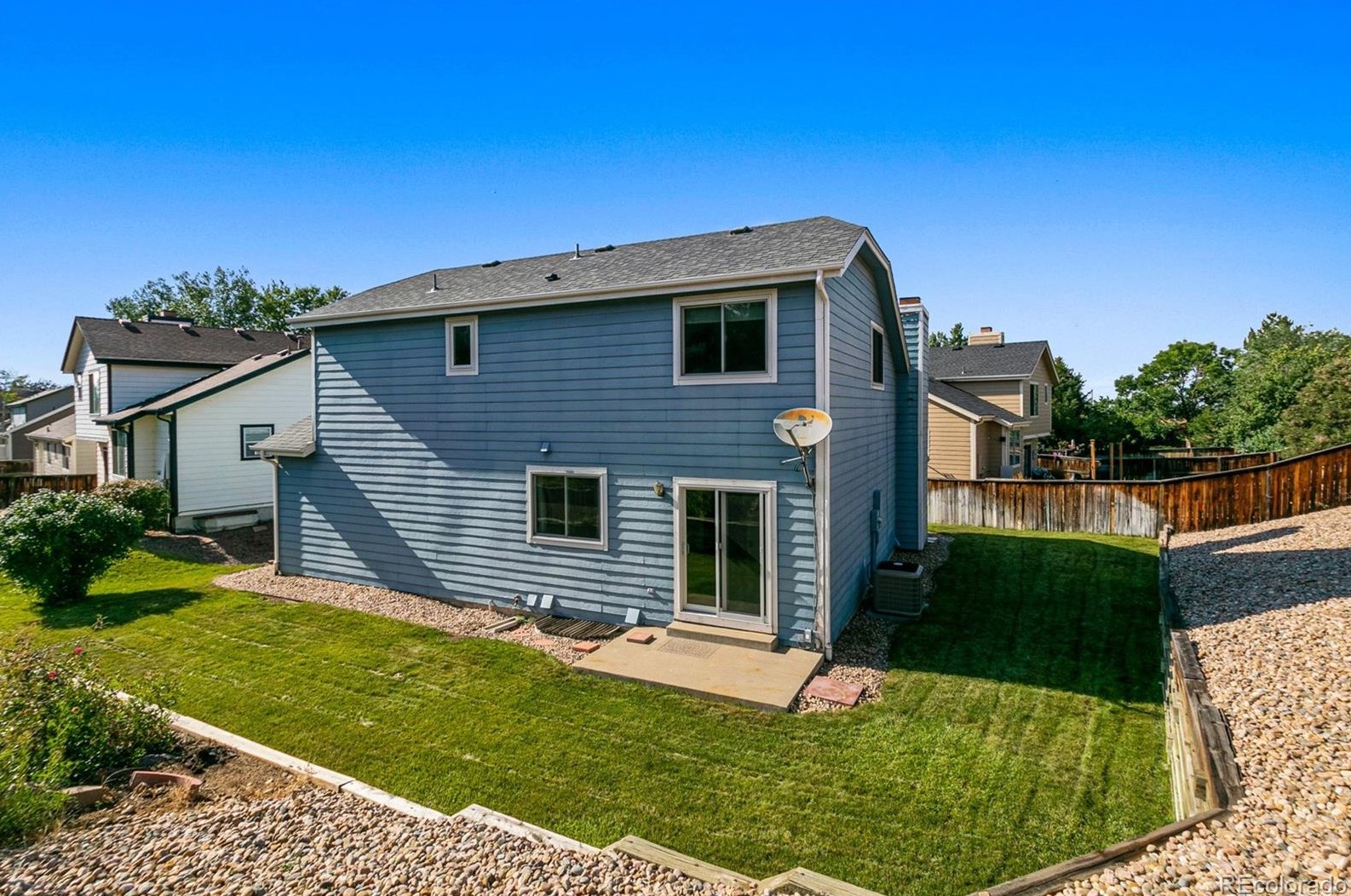 1185 Cobblestone Dr, Littleton CO 80126-2430 exterior