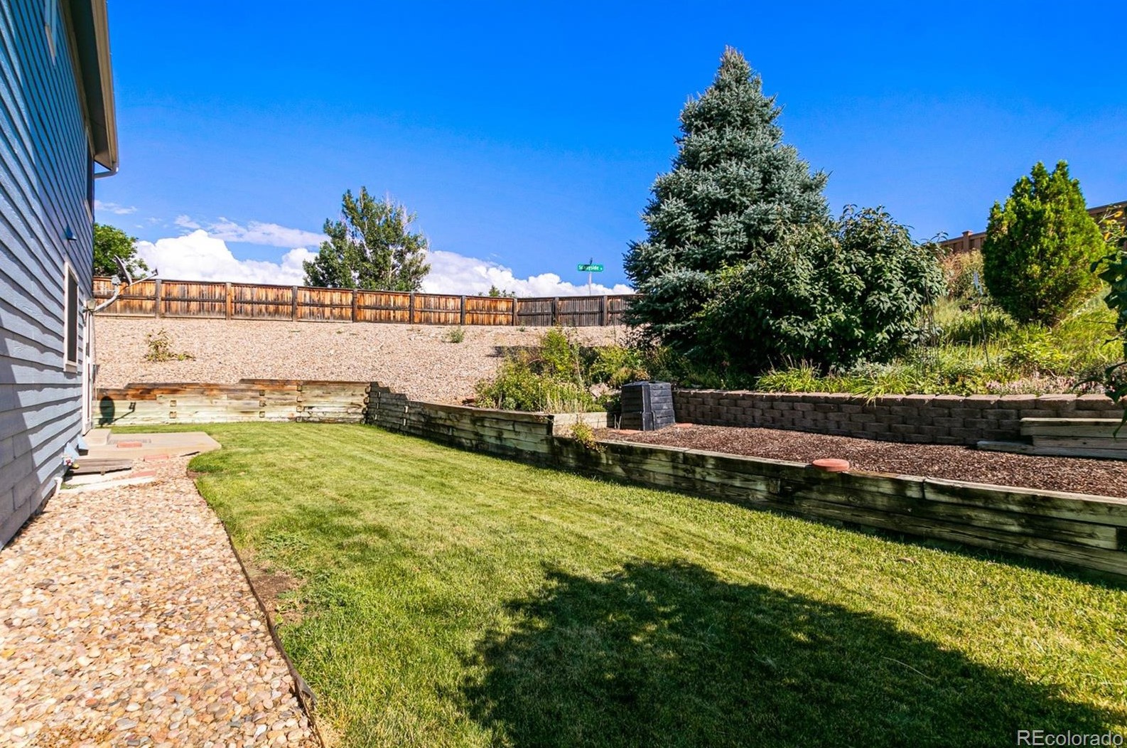 1185 Cobblestone Dr, Littleton CO 80126-2430 exterior