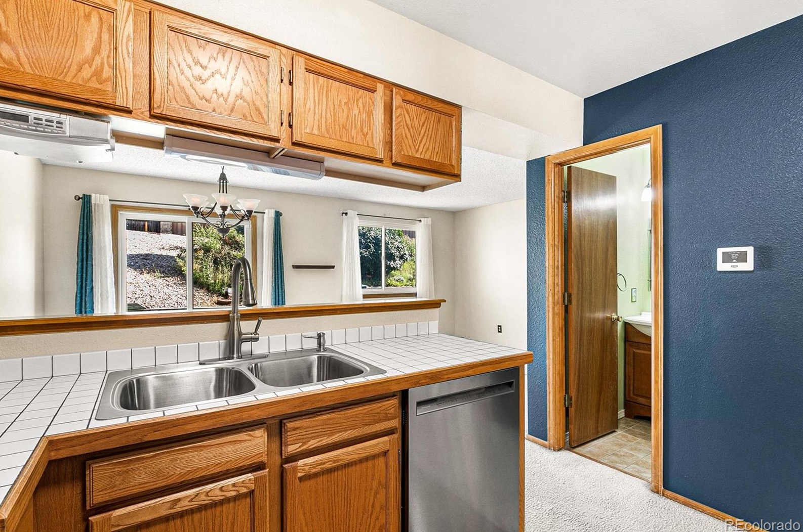 1185 Cobblestone Dr, Littleton CO 80126-2430 exterior