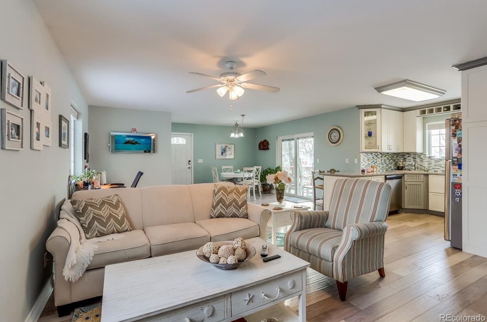 4995 Carr St, Arvada CO  80004-3338 exterior