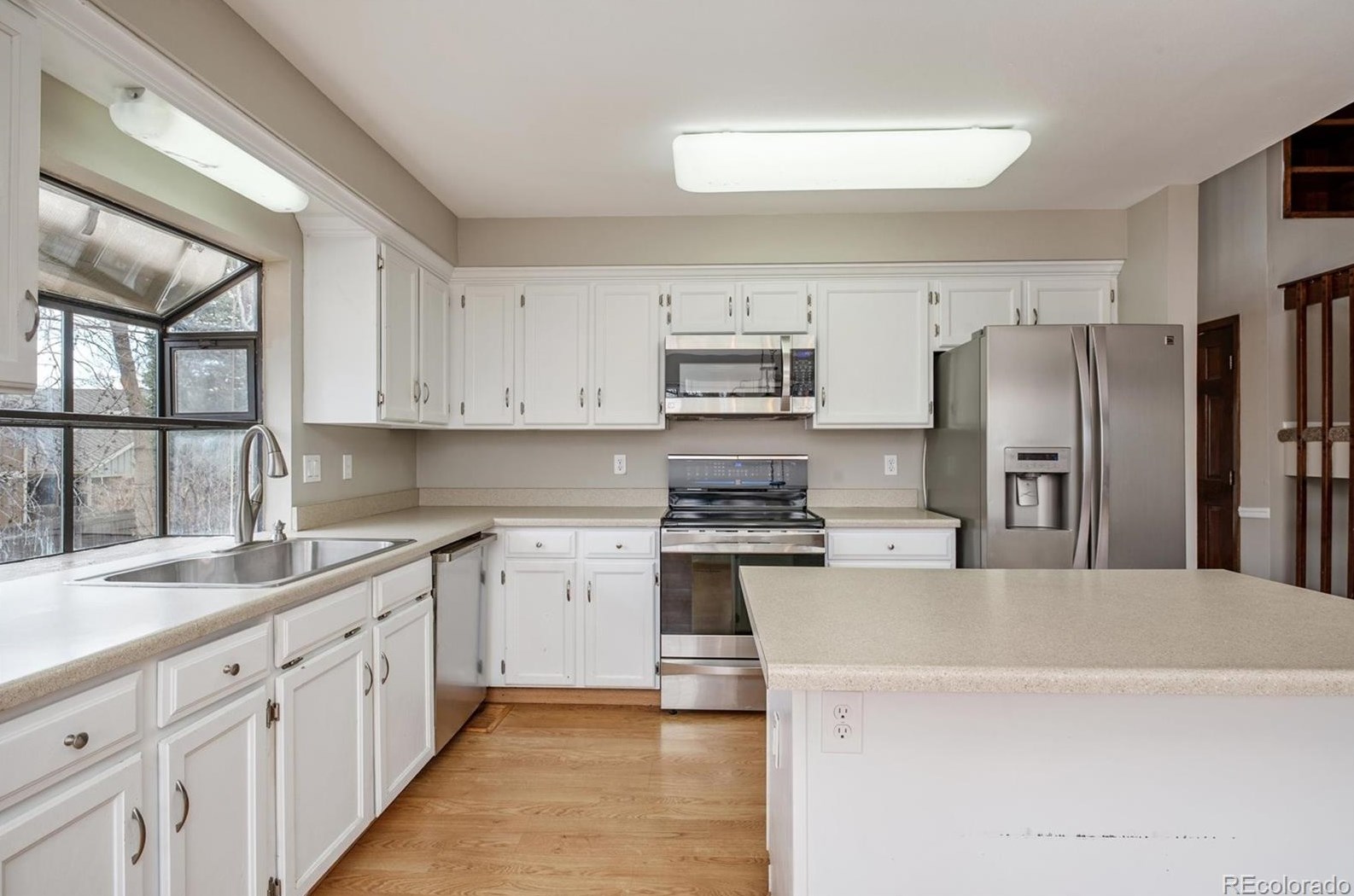 8170 Cody Ct, Arvada CO  80005-2420 exterior