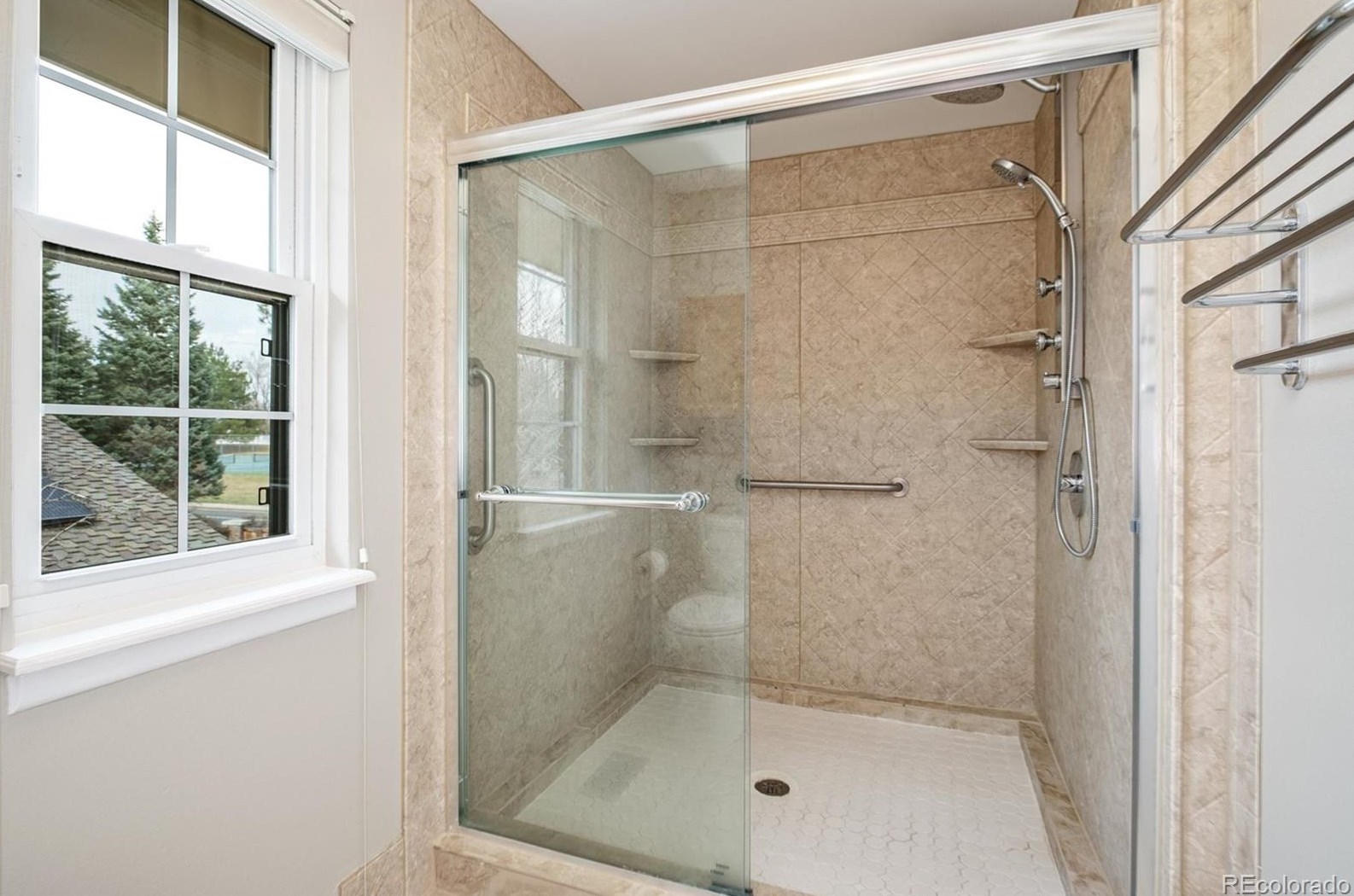 8170 Cody Ct, Arvada CO  80005-2420 exterior