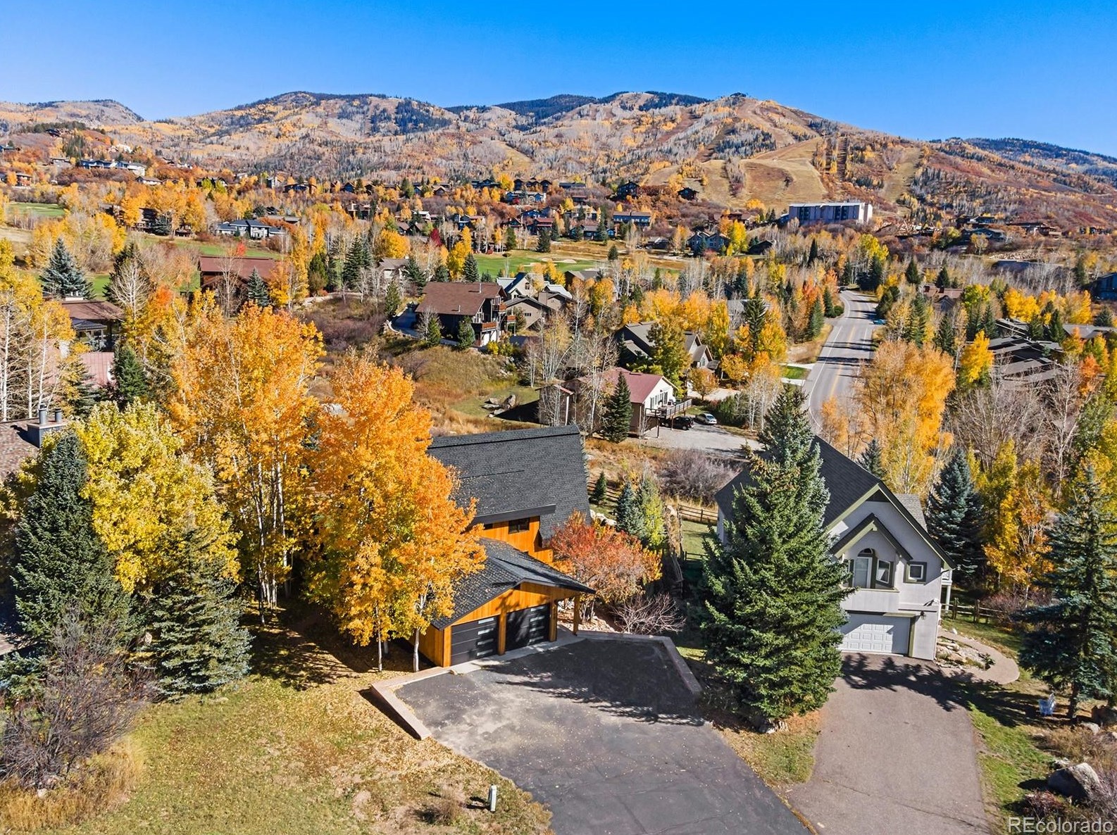 1568 Mark Twain Ct, Steamboat Springs, CO 80487-9062