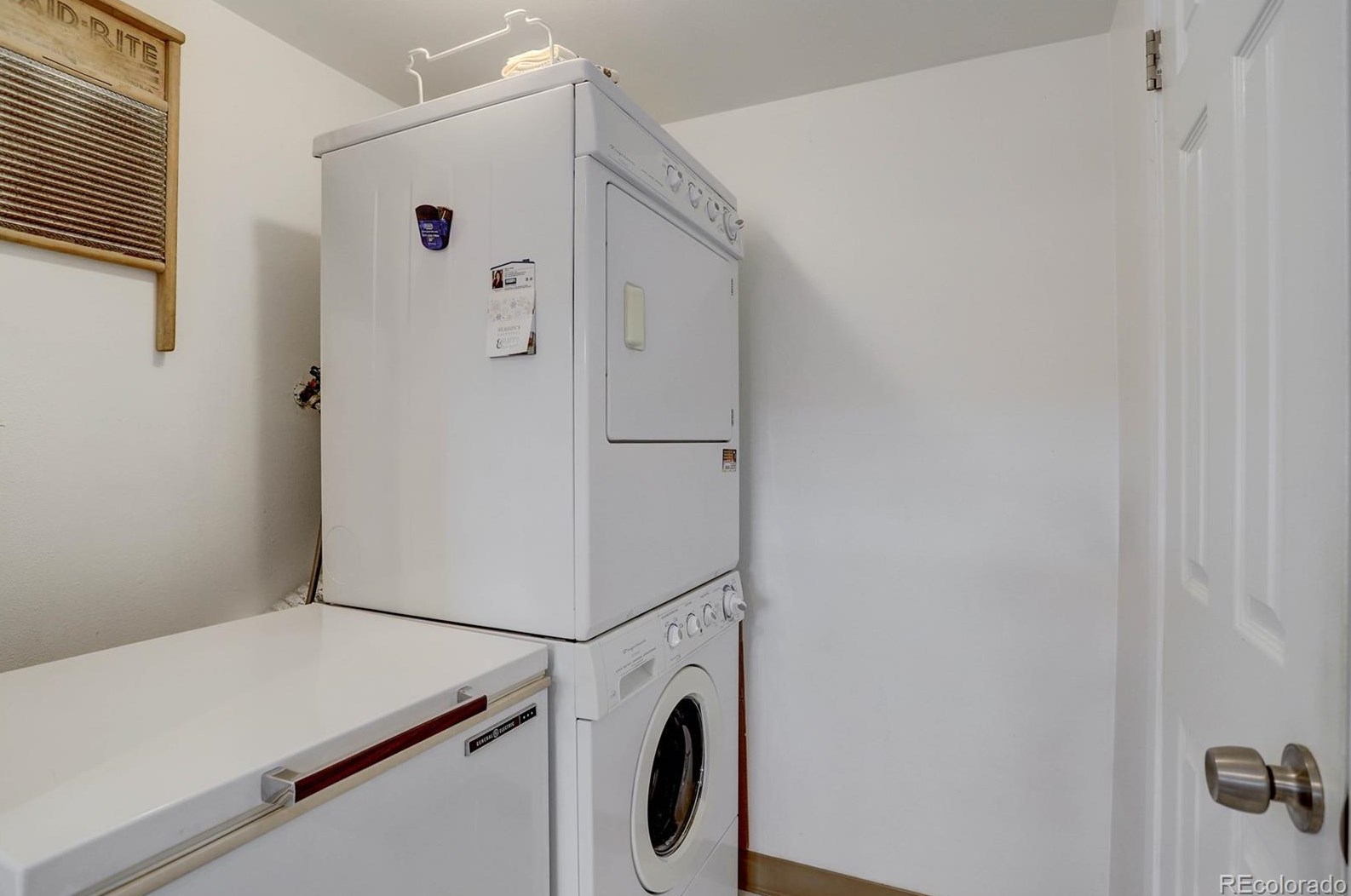 5517 Lowell Blvd, Littleton CO 80123-2841 exterior