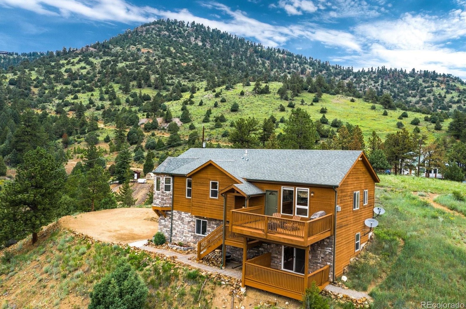 378 Black Eagle Rd, Idaho Springs, CO 80452-9633