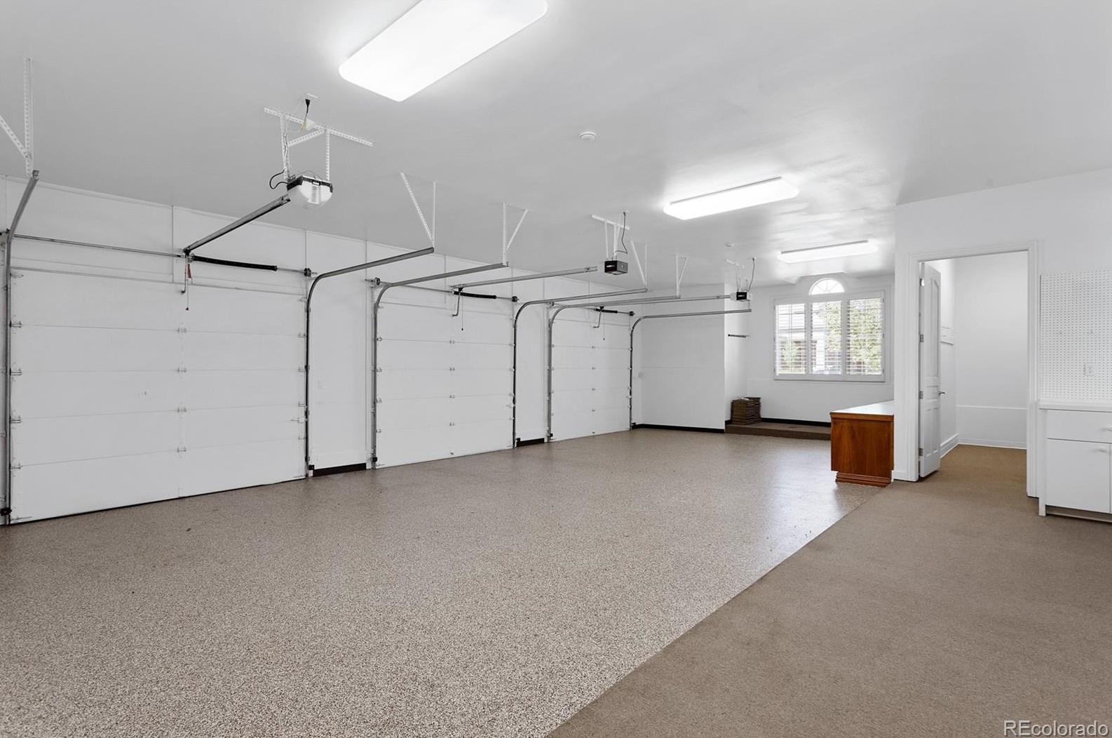 4091 Preserve Pkwy, Littleton CO 80121-2150 exterior