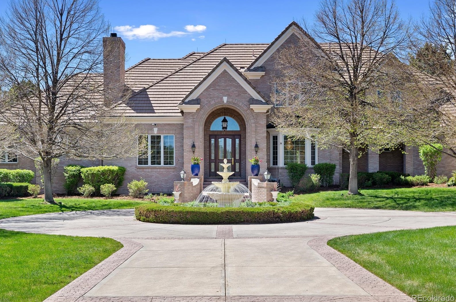 4091 Preserve Pkwy, Littleton, CO 80121-3938