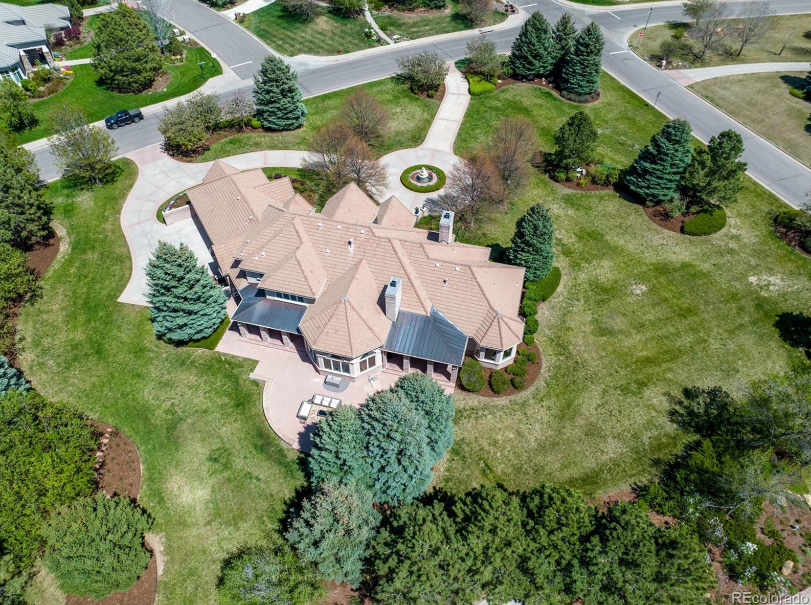 4091 Preserve Pkwy, Littleton CO 80121-2150 exterior