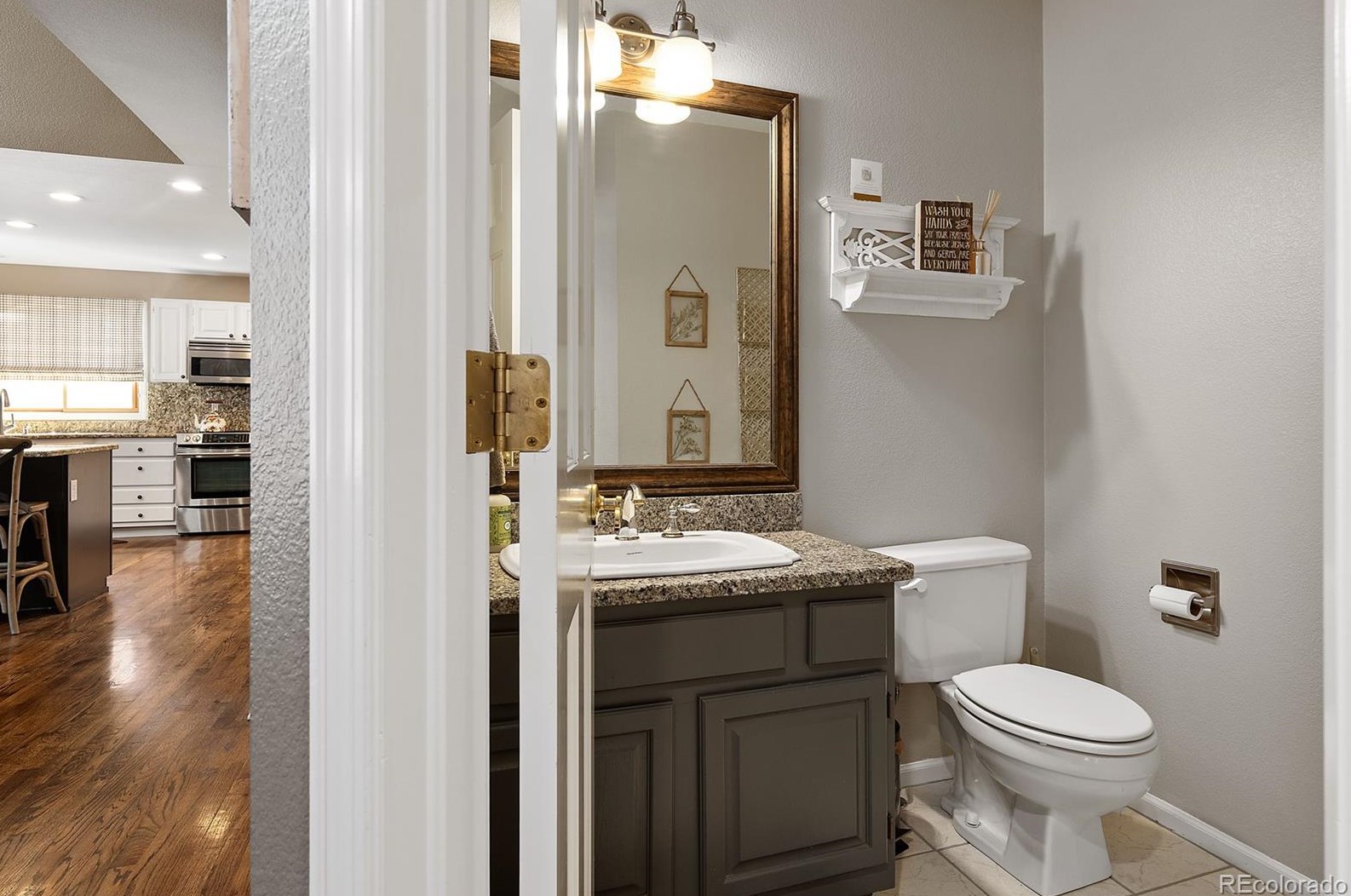 9968 Falcon Crk Dr, Littleton CO 80130-3802 exterior