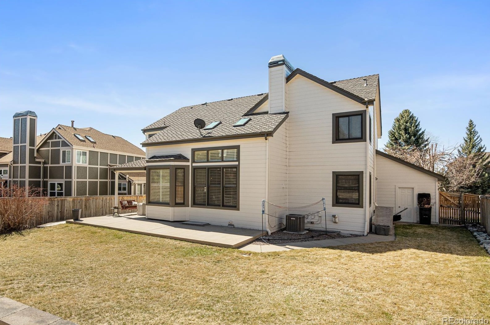 9968 Falcon Crk Dr, Littleton CO 80130-3802 exterior