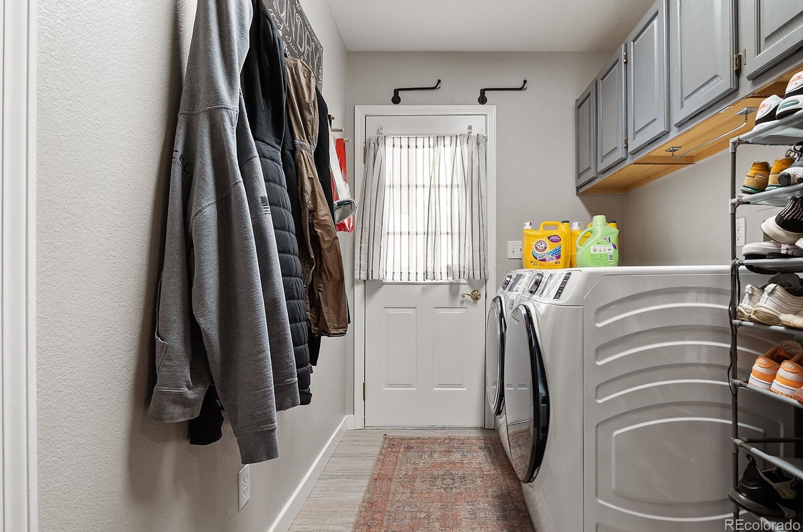 9968 Falcon Crk Dr, Littleton CO 80130-3802 exterior