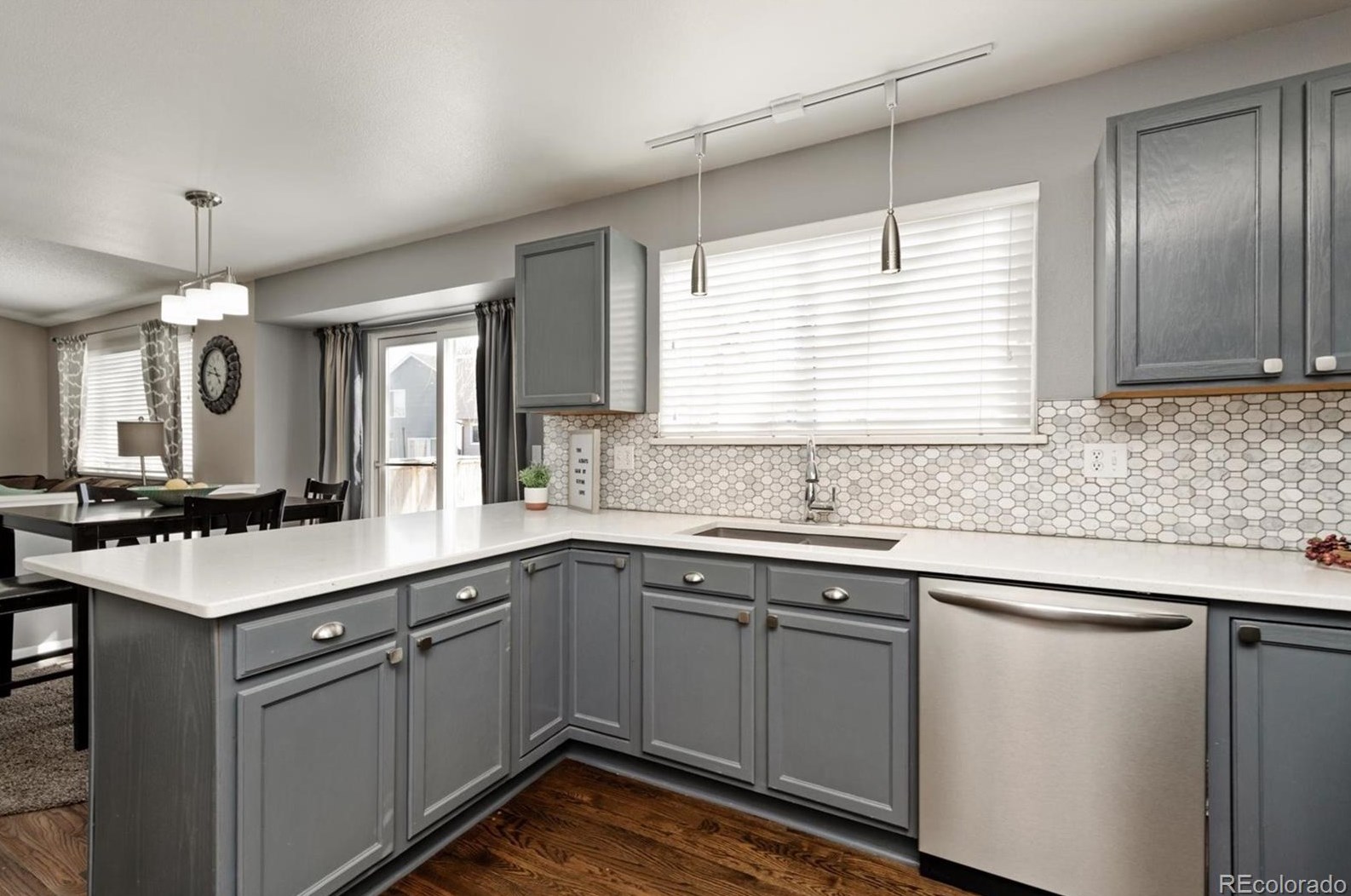 4876 Collinsville Pl, Littleton CO 80130-6824 exterior