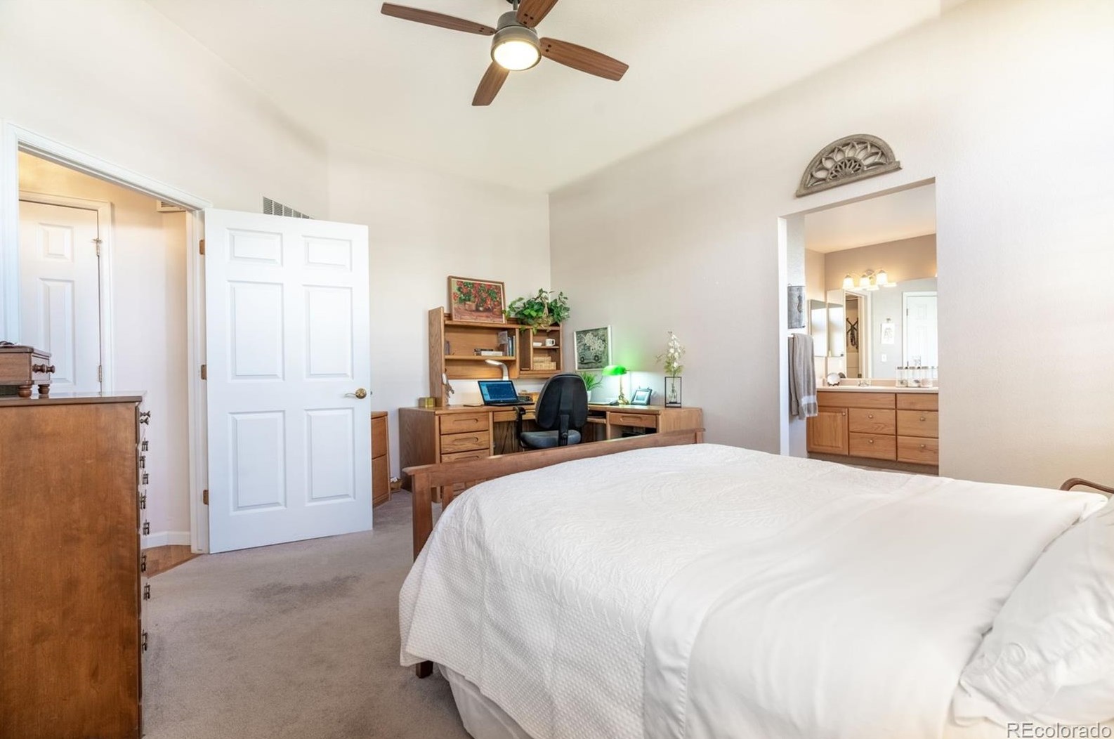 6378 Deframe Way, Arvada CO  80004-6110 exterior