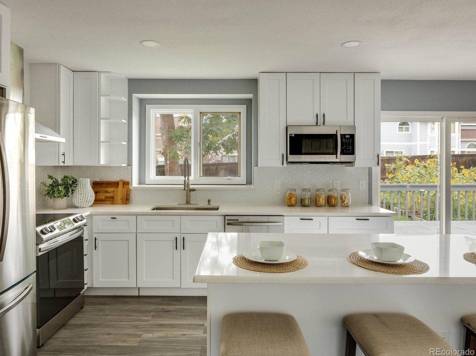 9395 Princeton Cir, Littleton CO  80130-3731 exterior