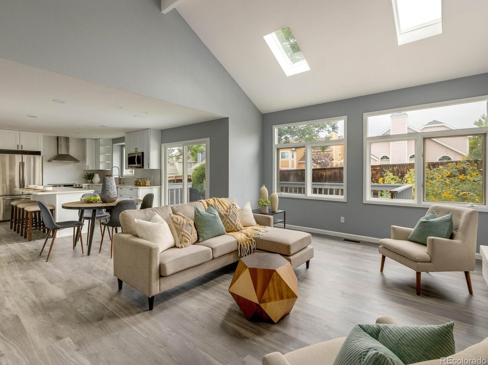 9395 Princeton Cir, Littleton CO  80130-3731 exterior