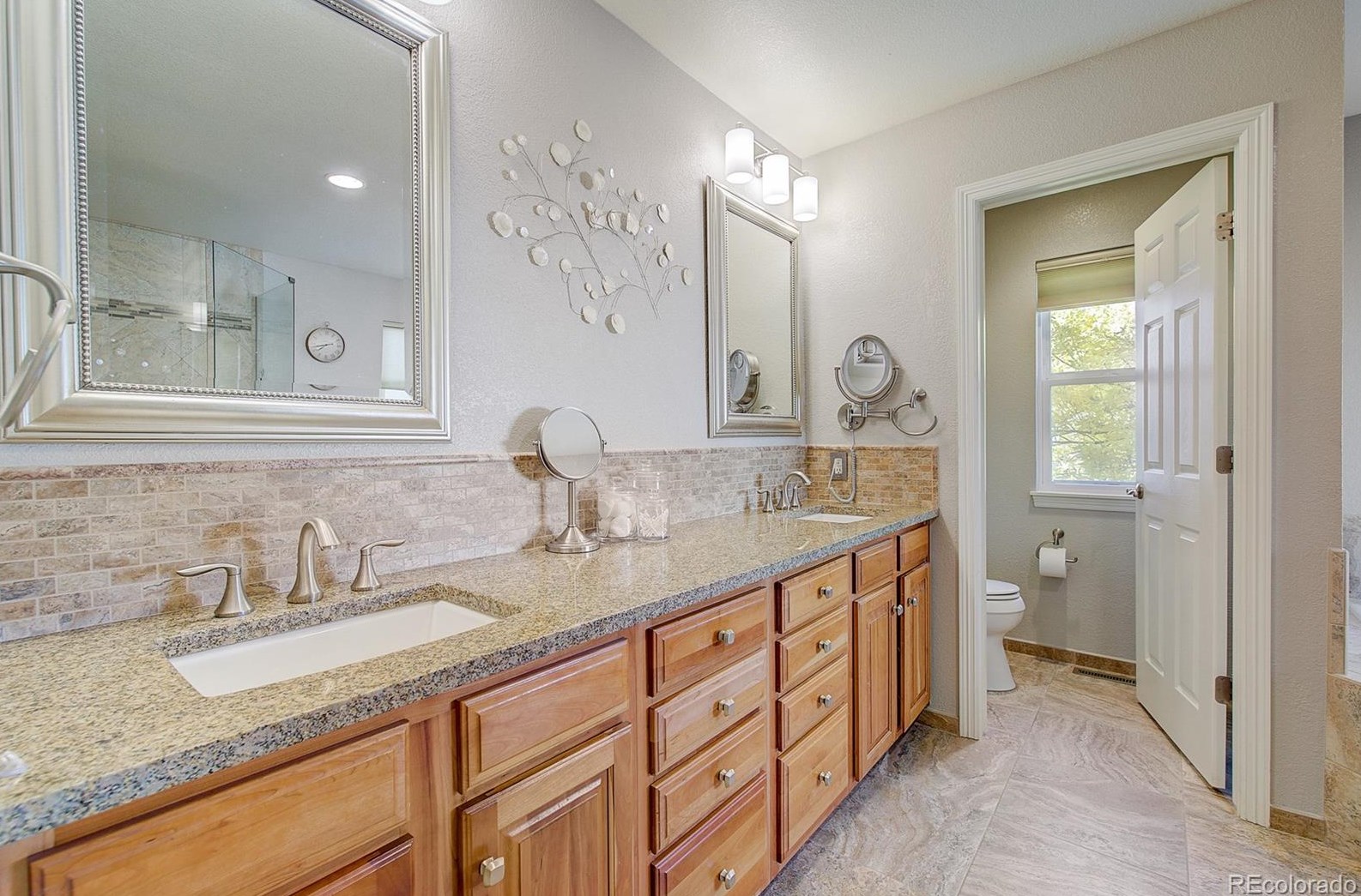 2661 Cactus Blf Pl, Littleton CO 80129-6455 exterior