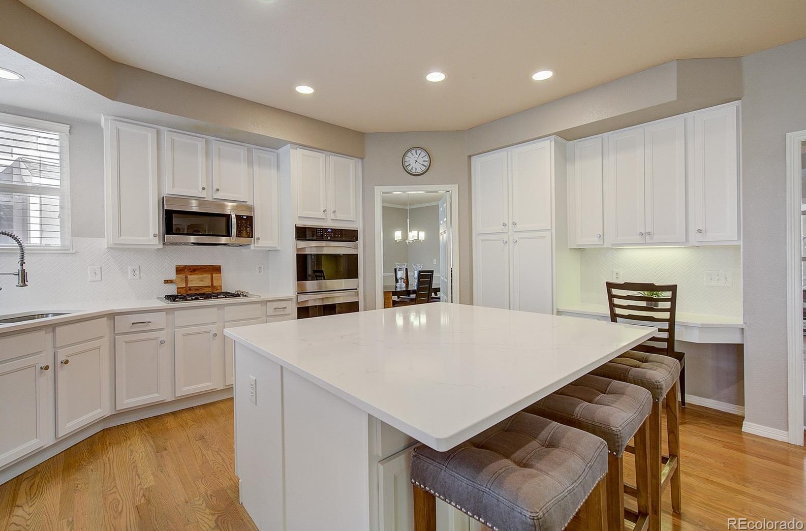 2661 Cactus Bluff Pl, Littleton, CO 80129-6482